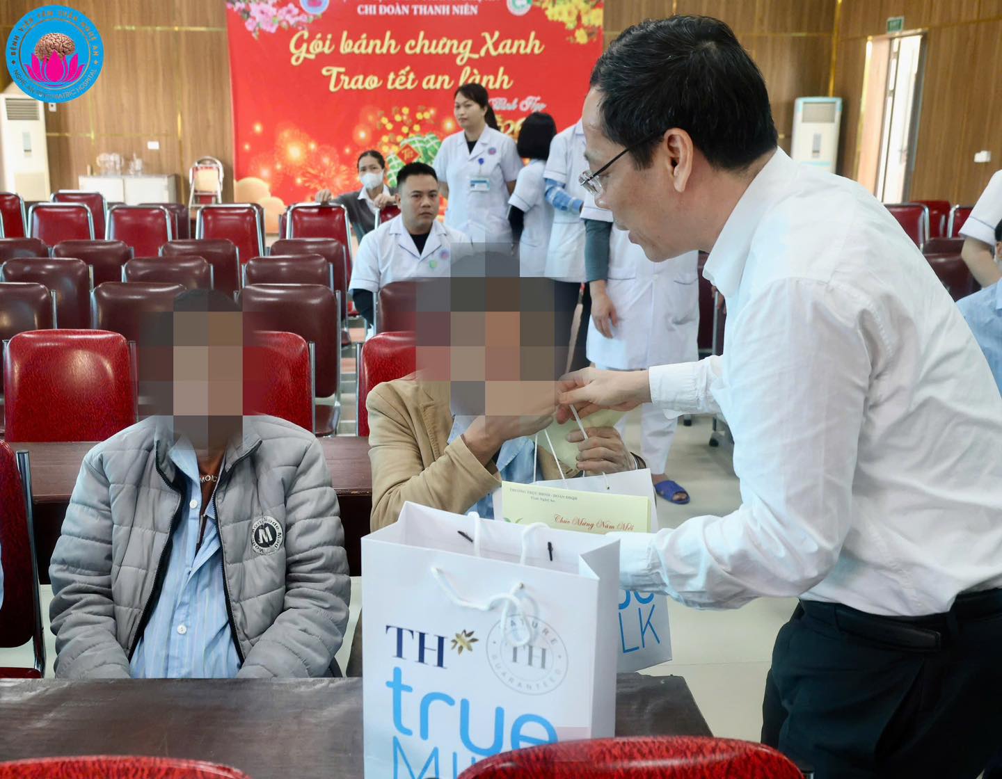 Chuyện &iacute;t biết về những "chiến sĩ &aacute;o trắng" thầm lặng nơi bệnh viện t&acirc;m thần- Ảnh 6.