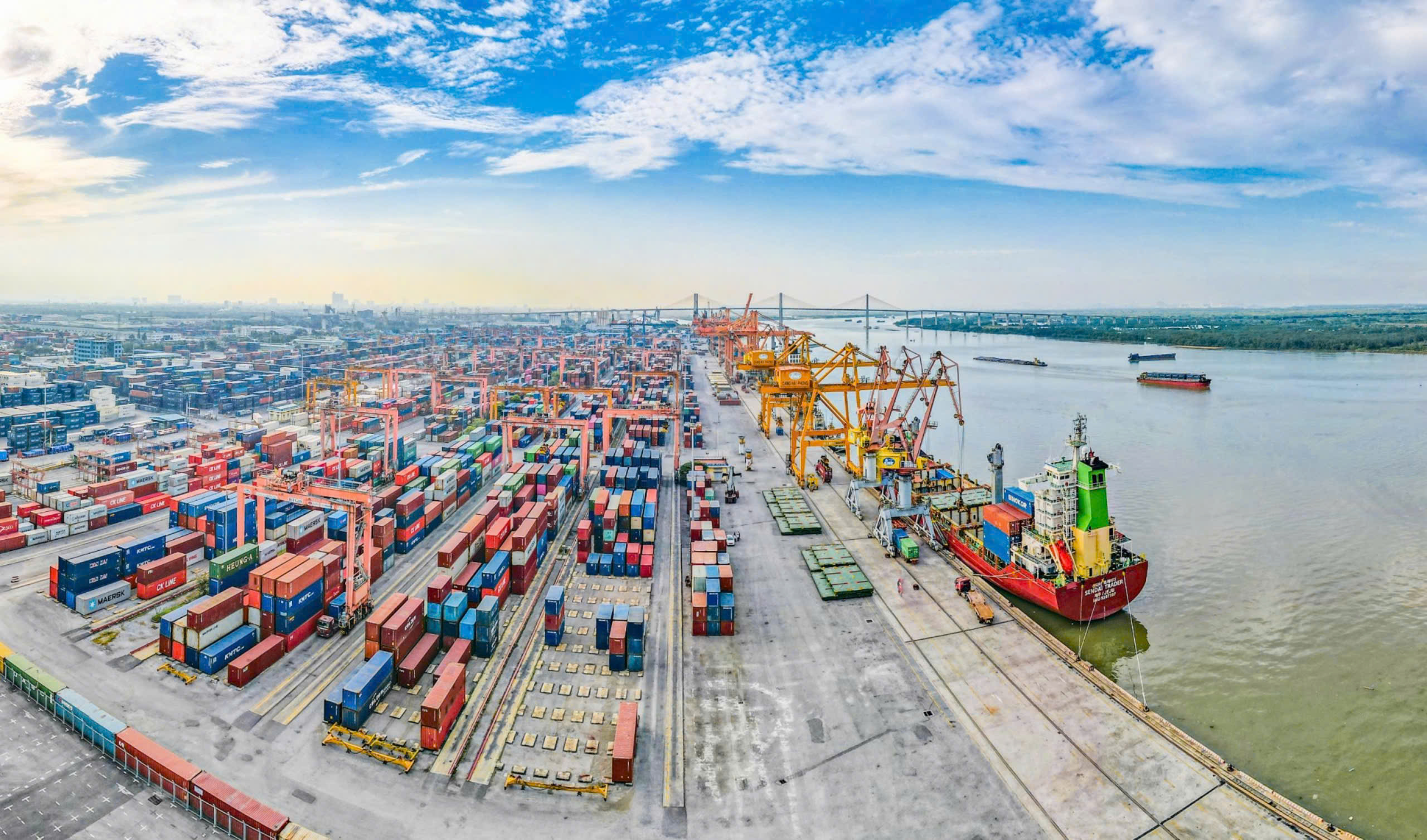 Sớm đồng bộ hạ tầng, thúc đẩy cảng biển Hải Phòng phát triển- Ảnh 2. Sớm đồng bộ hạ tầng, thúc đẩy cảng biển Hải Phòng phát triển- Ảnh 2.