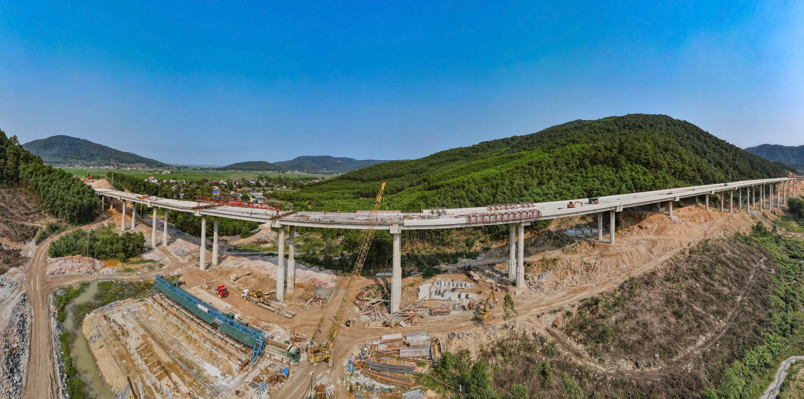 Bộ X&acirc;y dựng y&ecirc;u cầu siết quản l&yacute; hoạt động đầu tư x&acirc;y dựng, ngăn chặn l&atilde;ng ph&iacute; nguồn lực- Ảnh 3.