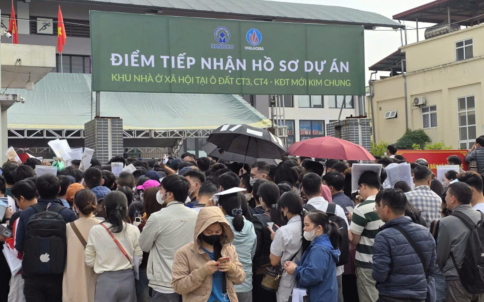 Bản tin BĐS 28/2: Quy định mới nhất thứ tự ưu tiên mua nhà ở xã hội của các nhóm đối tượng