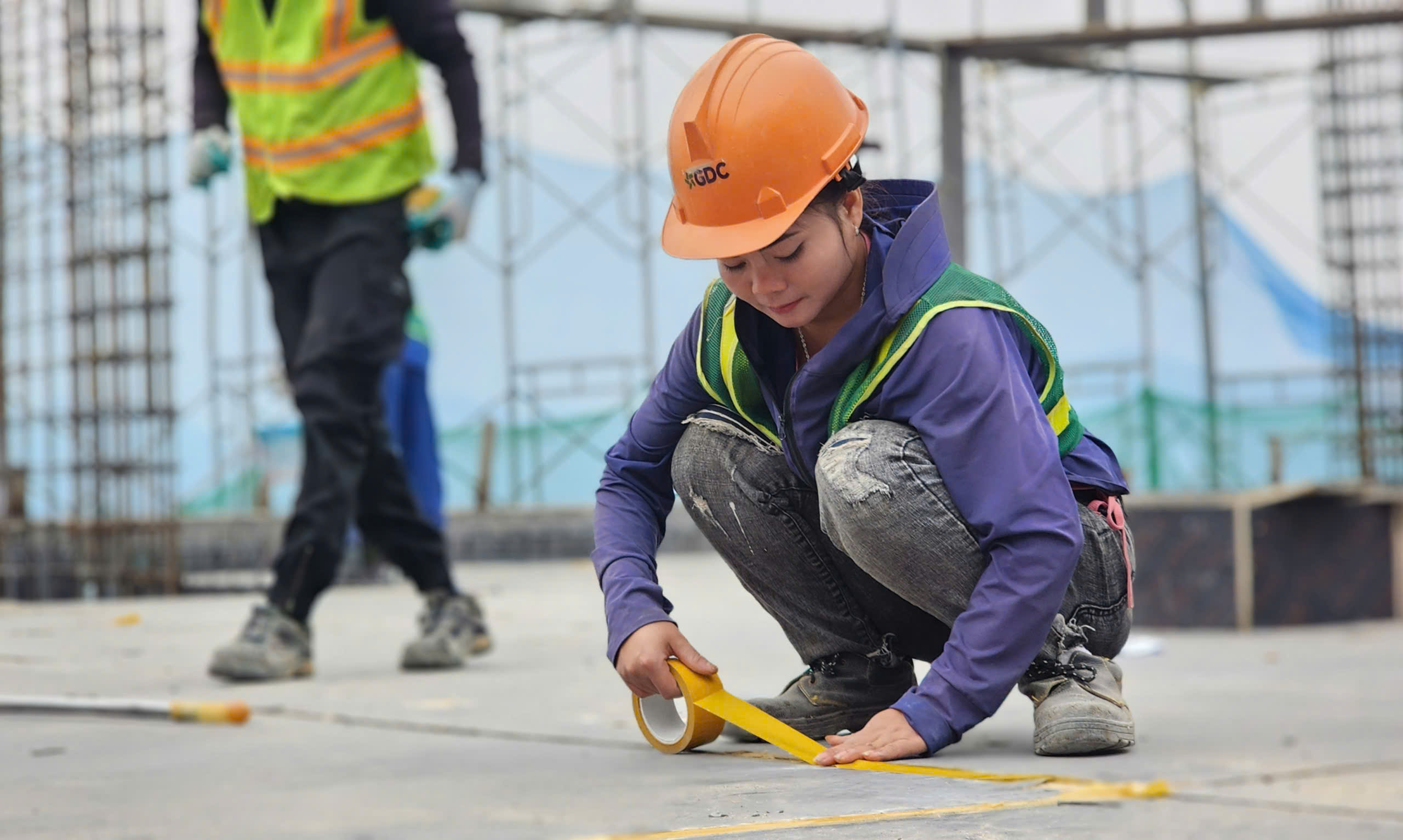 Rộn ràng trên công trường dự án nhà ở xã hội hơn 1.000 tỷ đồng tại Bắc Ninh- Ảnh 3.