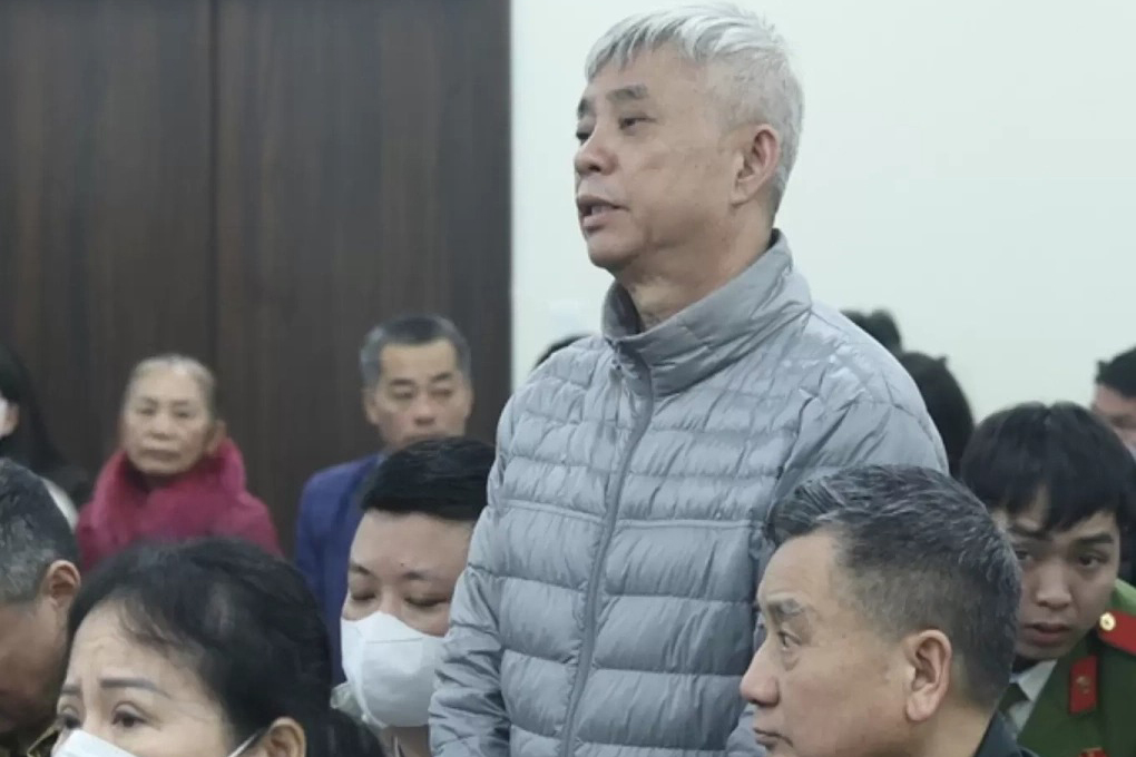 Loạt cựu gi&aacute;m đốc bệnh viện bị phạt t&ugrave; v&igrave; nhận hối lộ của c&ocirc;ng ty dược- Ảnh 3.