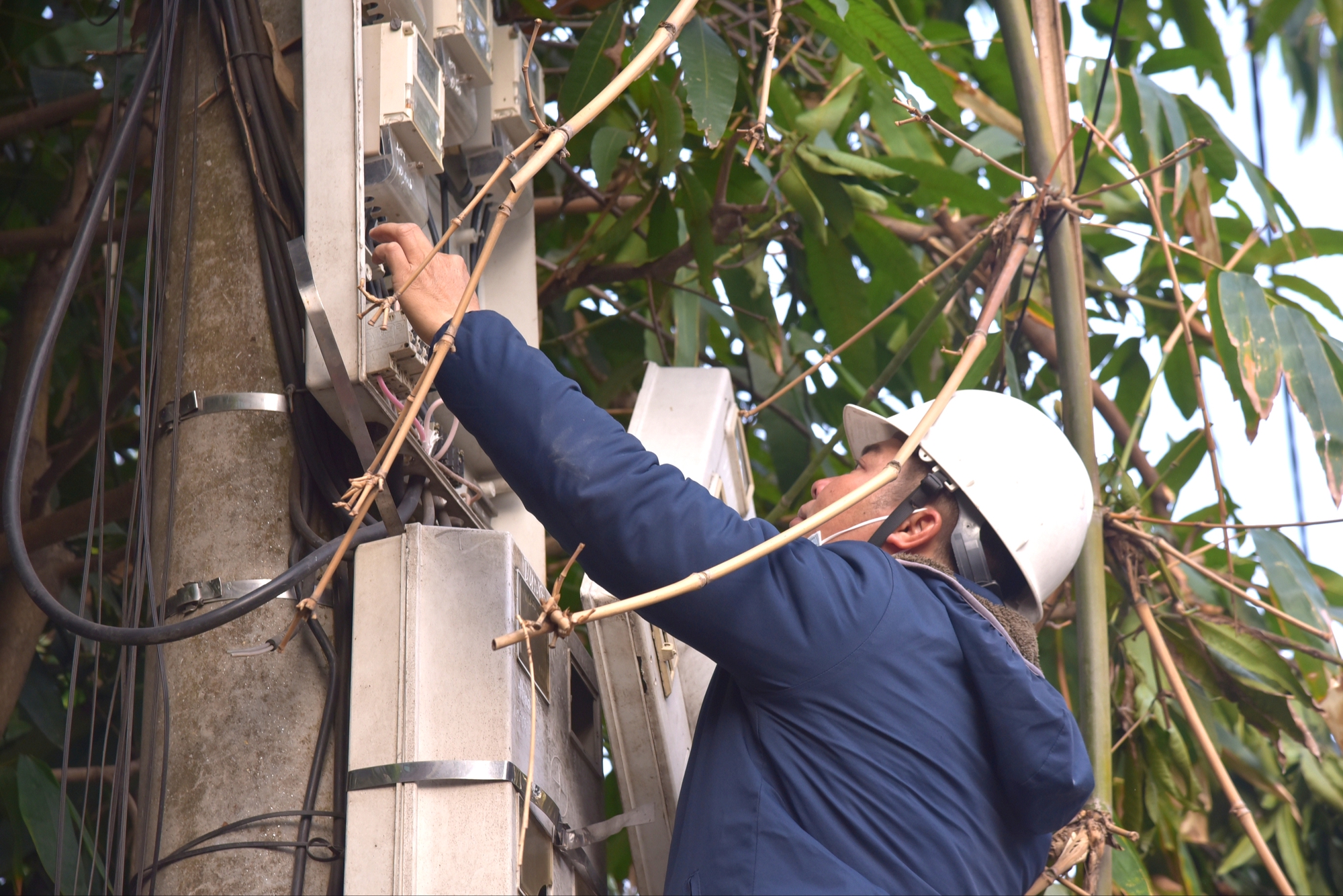 H&agrave; Nội mở "l&agrave;n xanh", r&uacute;t ngắn thủ tục đầu tư x&acirc;y dựng c&aacute;c dự &aacute;n năng lượng trọng điểm- Ảnh 1.