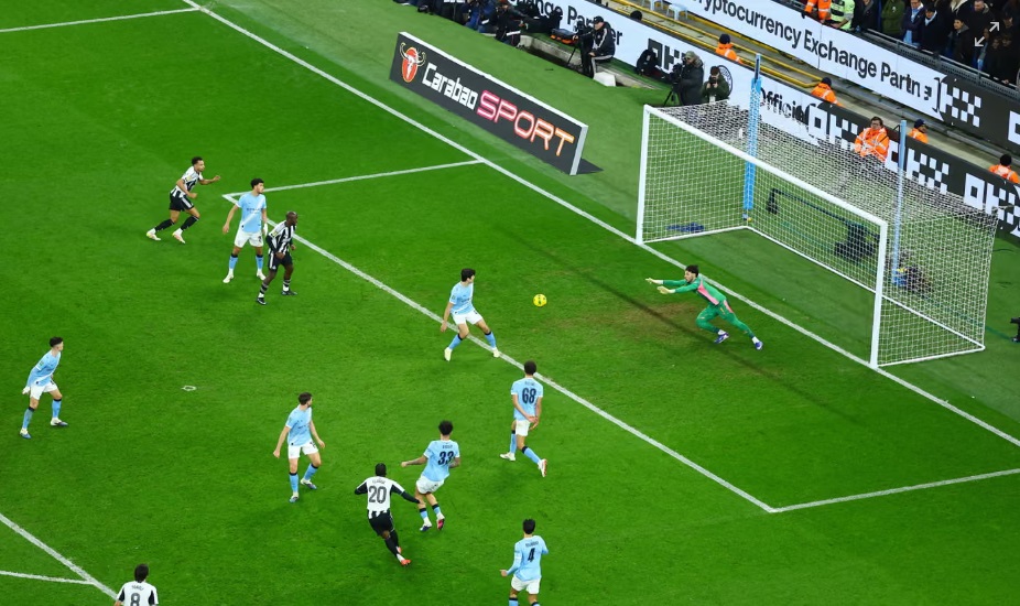 Hạ Newcastle, Man City hẹn gặp Arsenal ở chung kết League Cup- Ảnh 2.