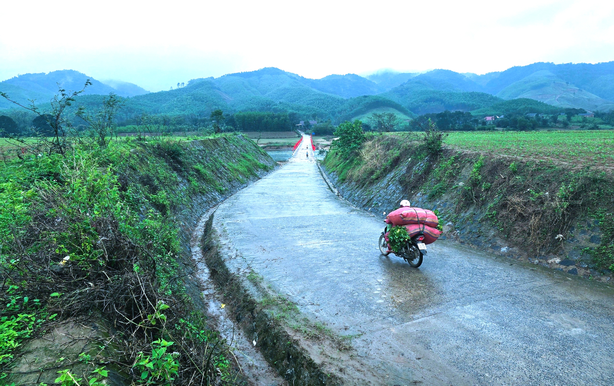 Quảng Trị đầu tư x&acirc;y dựng cầu vượt lũ tr&ecirc;n tuyến đường v&agrave;o chiến khu Ba L&ograve;ng- Ảnh 9.