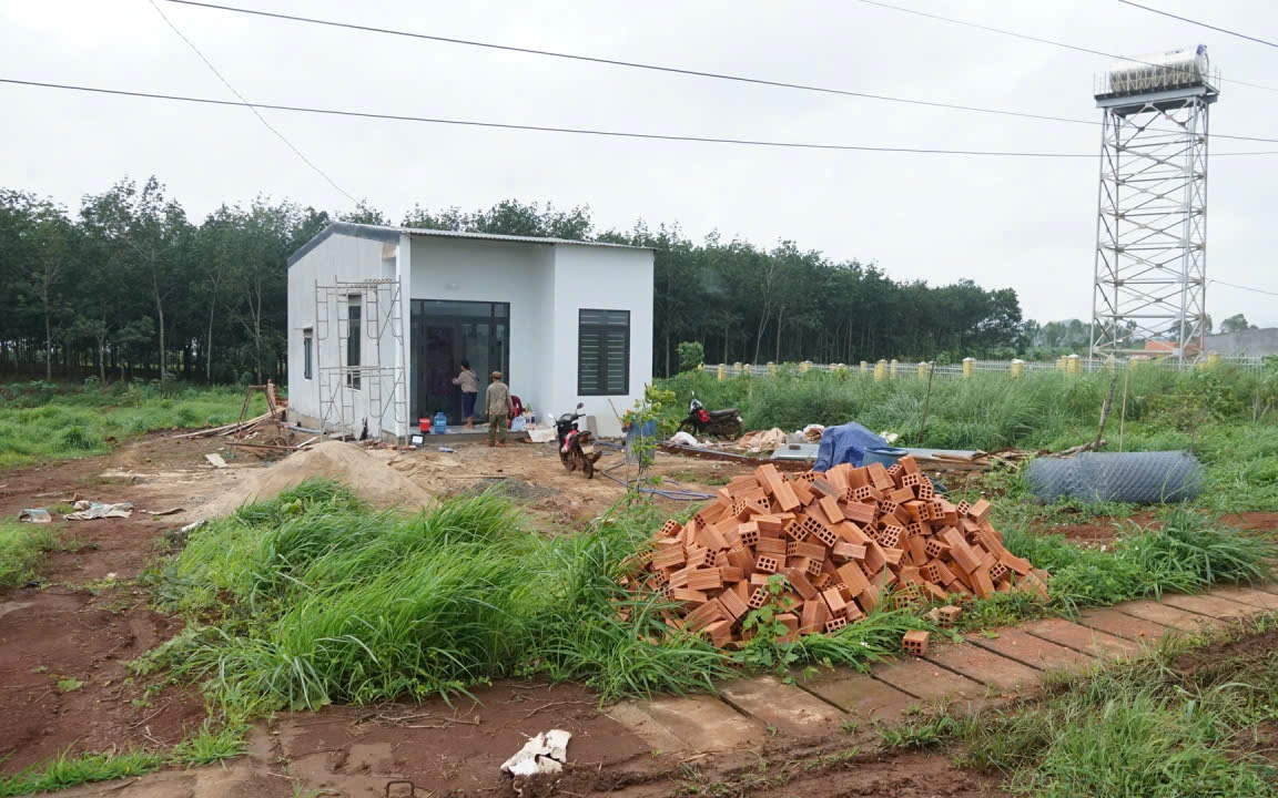 Gia Lai: Hơn 100 hộ d&acirc;n di cư tự do được bố tr&iacute; ổn định chỗ ở