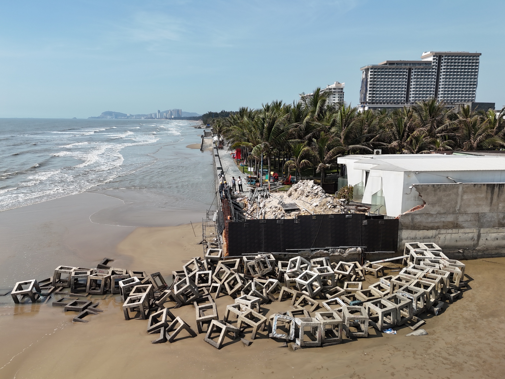 TP.HCM: Chủ đầu khắc phục t&igrave;nh trạng x&oacute;i m&ograve;n k&egrave; tại dự &aacute;n 12.000 tỷ đồng thế n&agrave;o?- Ảnh 1.