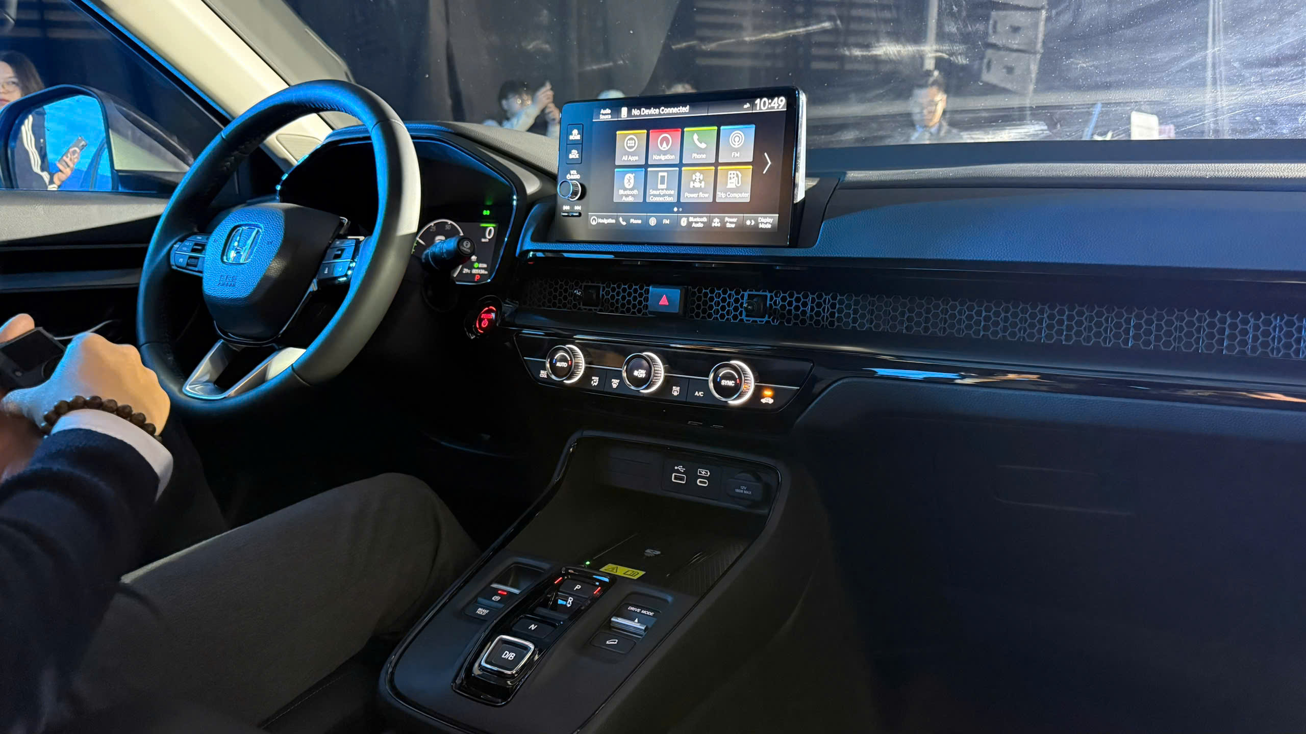 Honda CR-V hybrid nâng cấp chốt giá từ 1,17 tỷ đồng- Ảnh 2.