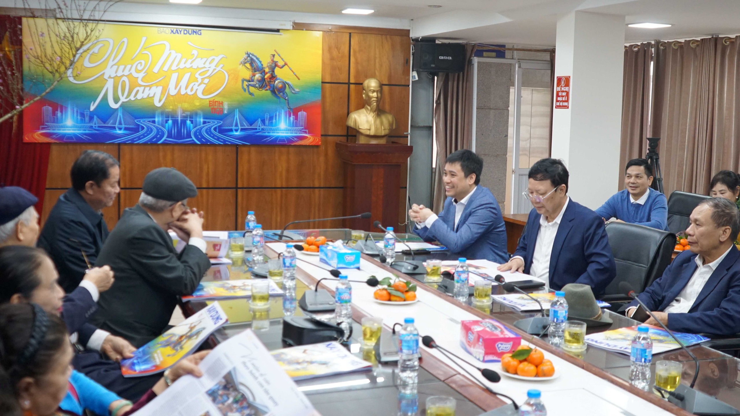 B&aacute;o X&acirc;y dựng gặp mặt, ch&uacute;c Tết c&aacute;n bộ hưu tr&iacute; nh&acirc;n dịp Xu&acirc;n B&iacute;nh Ngọ- Ảnh 1.