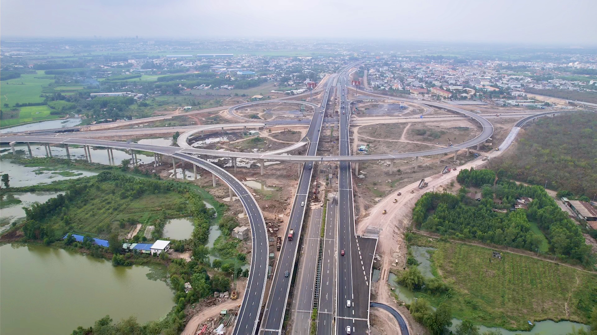 Ho&agrave;n th&agrave;nh tuyến ch&iacute;nh dự &aacute;n th&agrave;nh phần 2 cao tốc Bi&ecirc;n H&ograve;a - Vũng T&agrave;u trước 12/2- Ảnh 2.