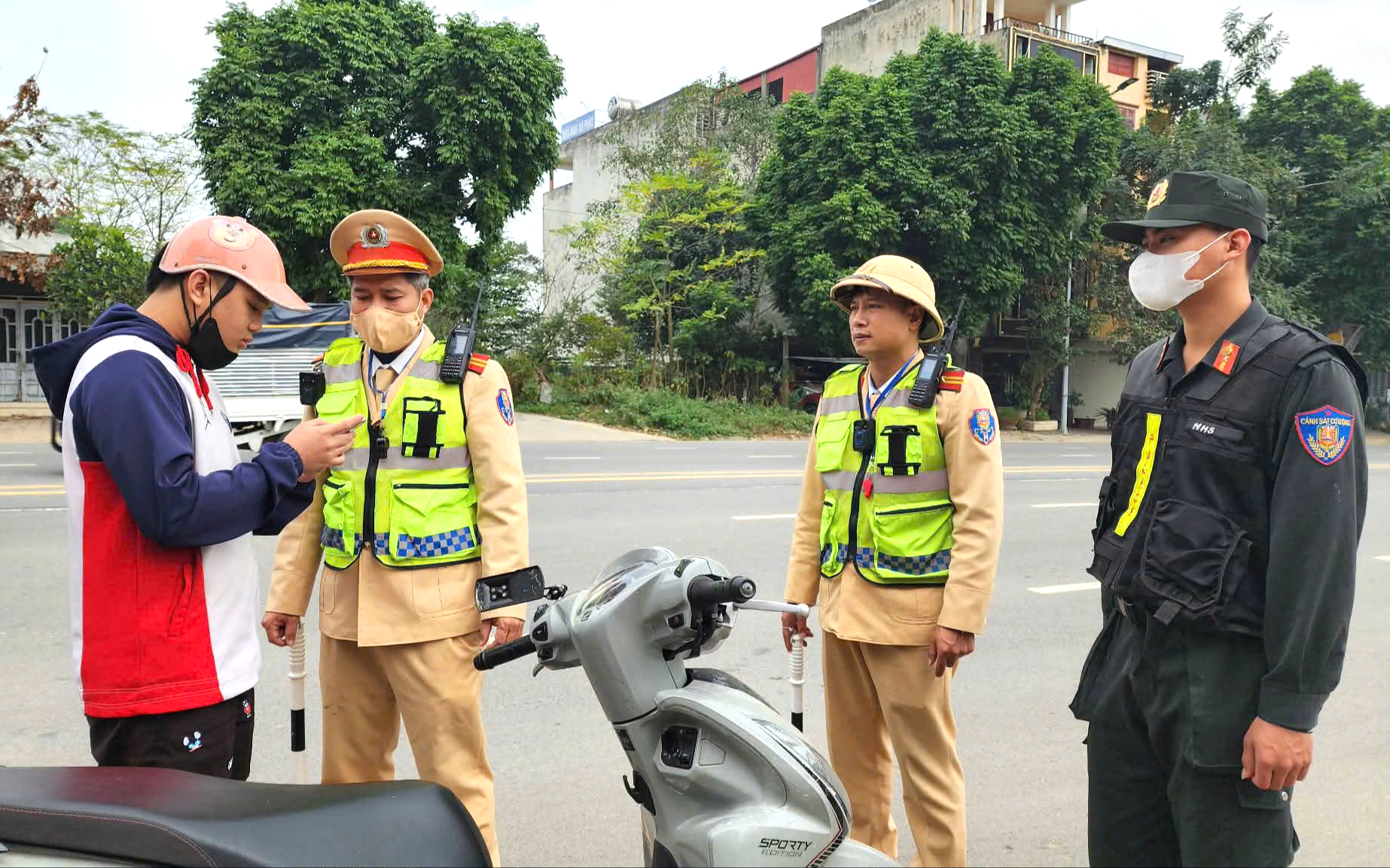 Ph&uacute; Thọ chủ động bảo đảm an to&agrave;n giao th&ocirc;ng dịp Tết v&agrave; m&ugrave;a lễ hội Xu&acirc;n 2026- Ảnh 4.