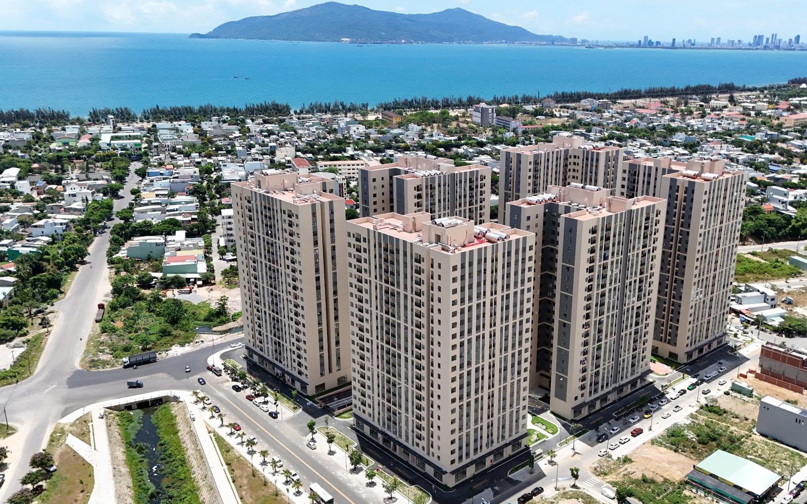 Nhà ở xã hội tăng tốc, trở thành “đối trọng” của chung cư thương mại giá cao