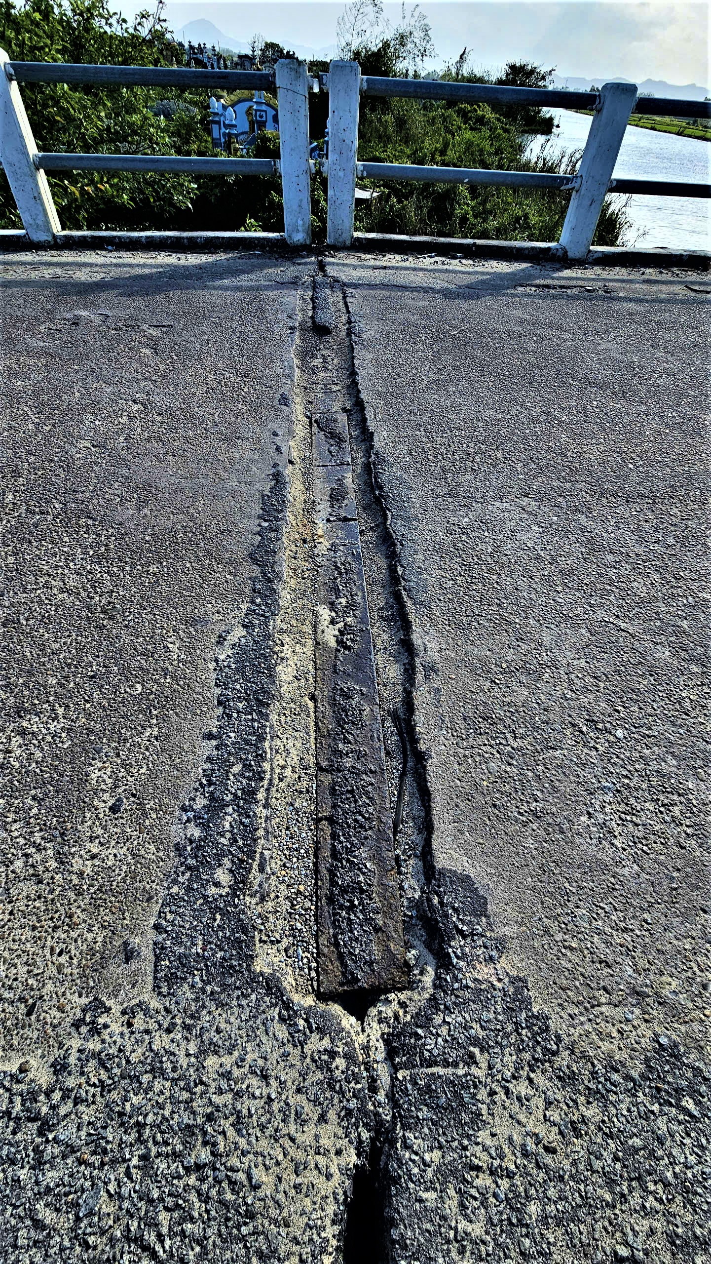 Cận cảnh cầu Thanh Hà xuống cấp, sắp được xây mới ở Huế- Ảnh 8. Cận cảnh cầu Thanh Hà xuống cấp, sắp được xây mới ở Huế- Ảnh 8.