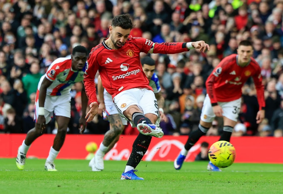 Ngược d&ograve;ng hạ Crystal Palace, MU ch&iacute;nh thức vươn l&ecirc;n vị trứ thứ 3- Ảnh 2.