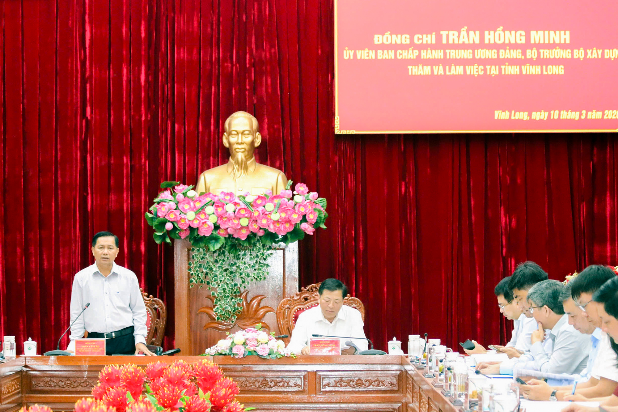 Bộ trưởng Trần Hồng Minh: Vĩnh Long phối hợp triển khai cao tốc, cầu ven biển- Ảnh 1.