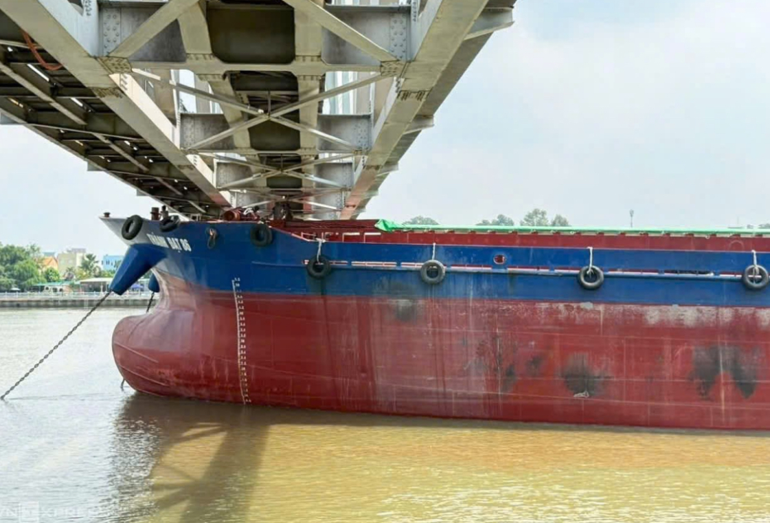 Khởi tố vụ t&agrave;u Th&agrave;nh Đạt 86 đ&acirc;m cầu Ghềnh- Ảnh 3.