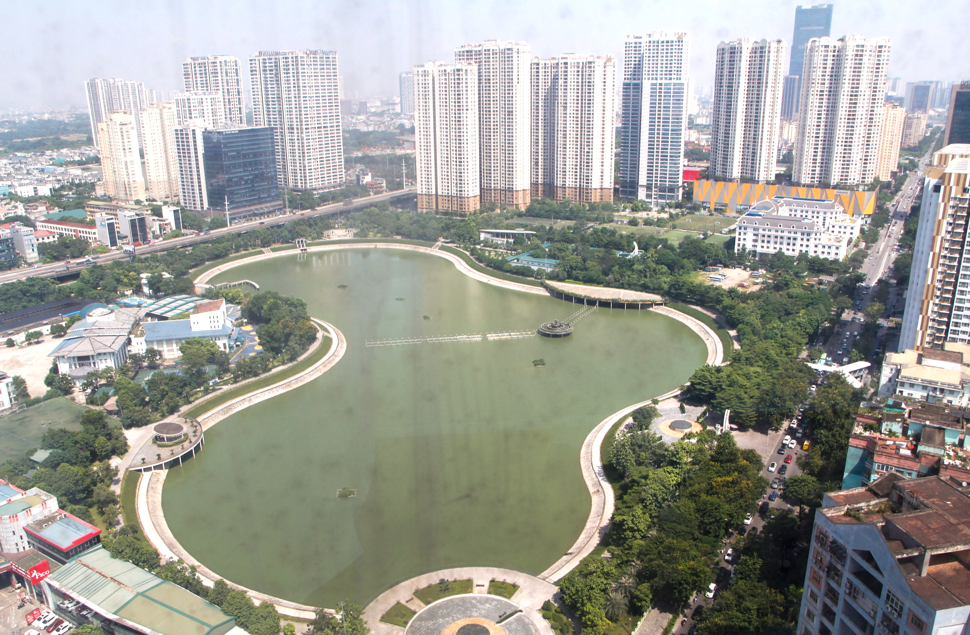 Bộ X&acirc;y dựng vừa ban h&agrave;nh kế hoạch soạn thảo Th&ocirc;ng tư hướng dẫn ti&ecirc;u ch&iacute; đ&aacute;nh gi&aacute; khả năng chống chịu biến đổi kh&iacute; hậu của c&aacute;c đ&ocirc; thị.