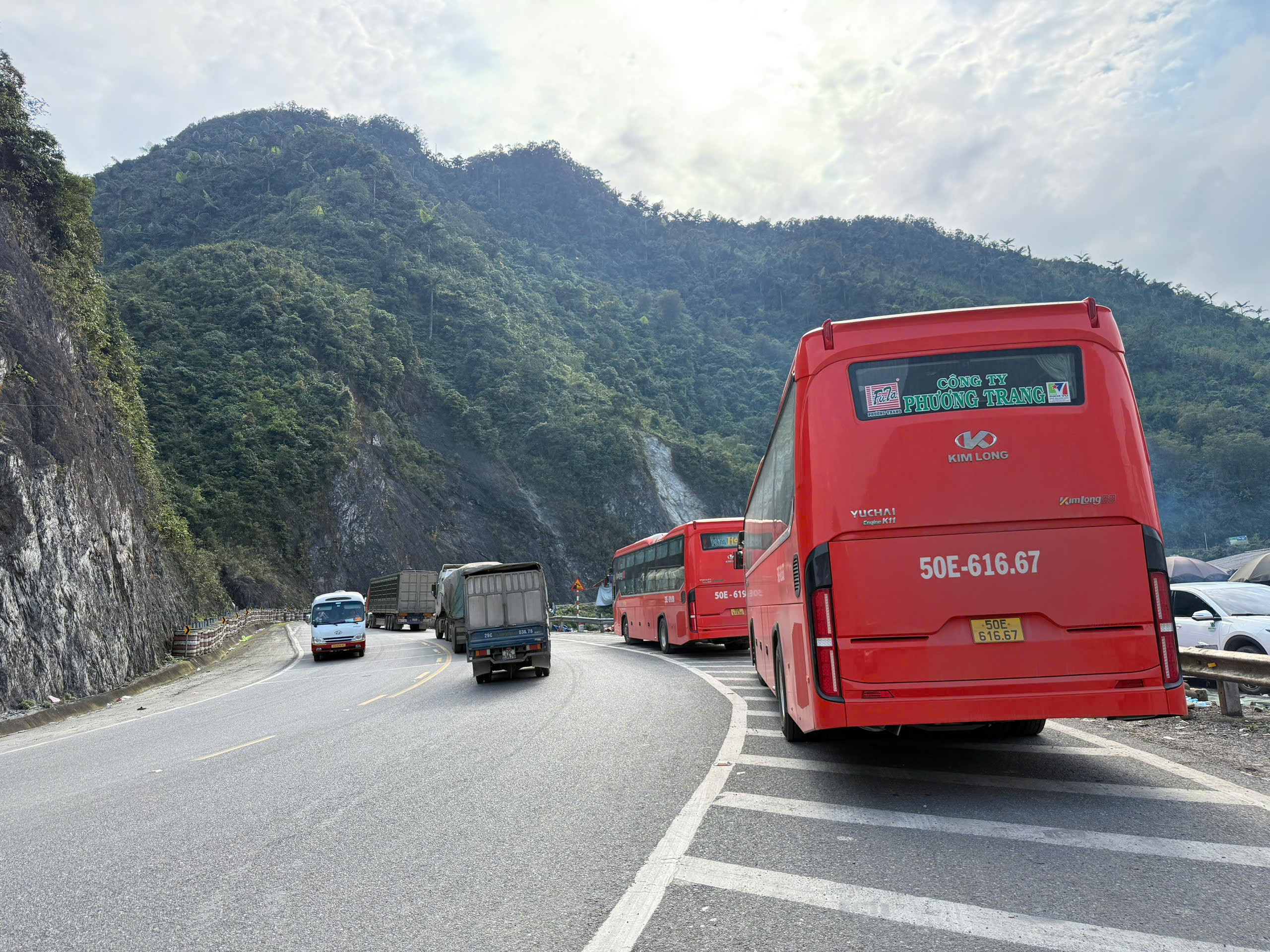 Thiết bị đo hiện đại &ldquo;bắt mạch&rdquo; xe kh&aacute;ch giường nằm hai tầng tr&ecirc;n cung đường đ&egrave;o- Ảnh 20.