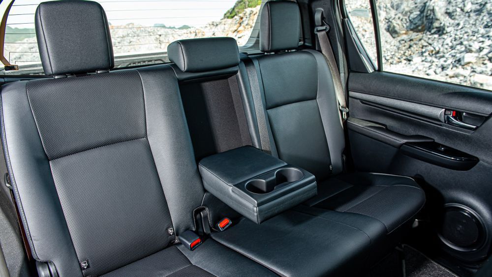 Đại chiến bán tải Nhật Mitsubishi Triton và Toyota Hilux- Ảnh 7.