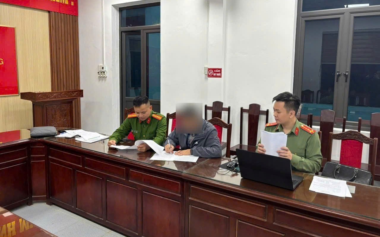 Xử phạt hai chủ t&agrave;i khoản Facebook x&uacute;c phạm l&atilde;nh đạo TP Hải Ph&ograve;ng