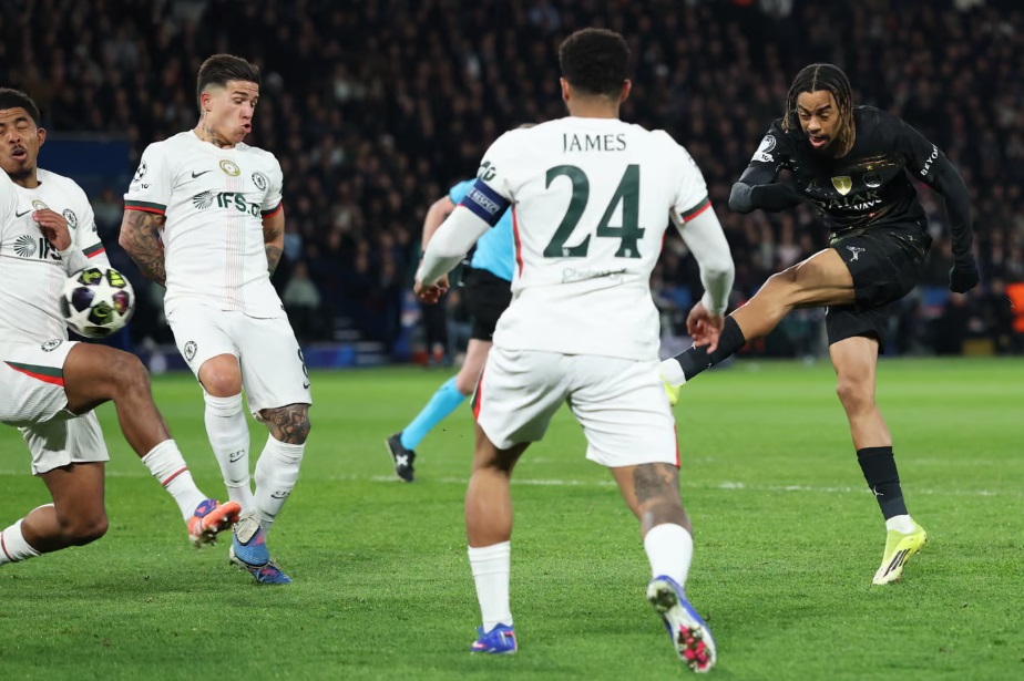 Thắng đậm Chelsea, PSG đặt một ch&acirc;n v&agrave;o tứ kết Champions League- Ảnh 1.