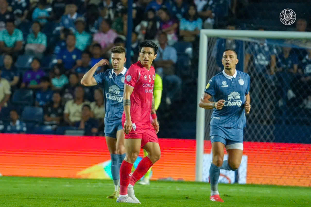 4 CLB đầu ti&ecirc;n c&ocirc;ng bố danh s&aacute;ch cầu thủ được gọi l&ecirc;n tuyển Việt Nam- Ảnh 2.