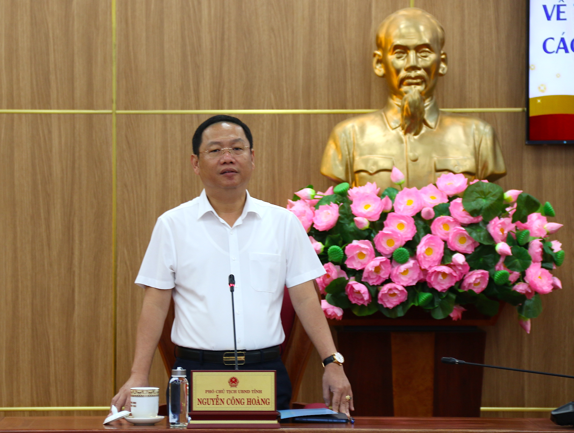 Quảng Ngãi giao ban hàng tháng, hỗ trợ nhà đầu tư phát triển nhà ở xã hội- Ảnh 1.