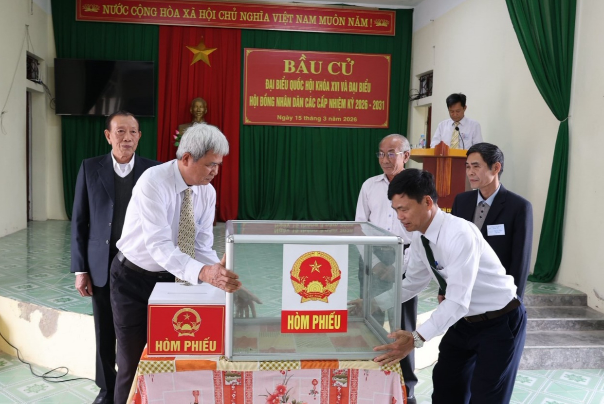 Thanh H&oacute;a: Gần ba triệu cử tri sẽ bầu cử đại biểu Quốc hội v&agrave; Hội đồng nh&acirc;n d&acirc;n c&aacute;c cấp- Ảnh 2.