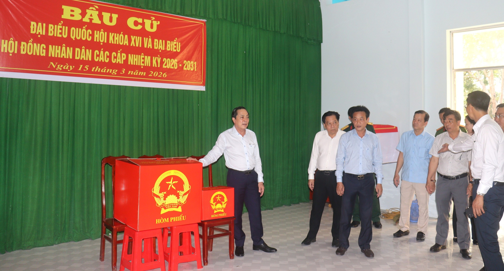 Cử tri Vĩnh Long kỳ vọng ứng cử vi&ecirc;n đại biểu Quốc hội quan t&acirc;m hạ tầng giao th&ocirc;ng- Ảnh 4.