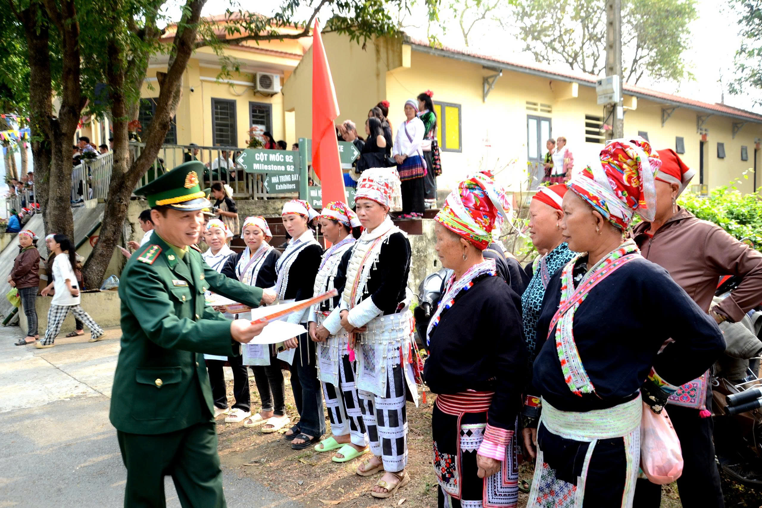Bộ đội Bi&ecirc;n ph&ograve;ng L&agrave;o Cai chuẩn bị cho &ldquo;Ng&agrave;y hội non s&ocirc;ng&rdquo;- Ảnh 11.