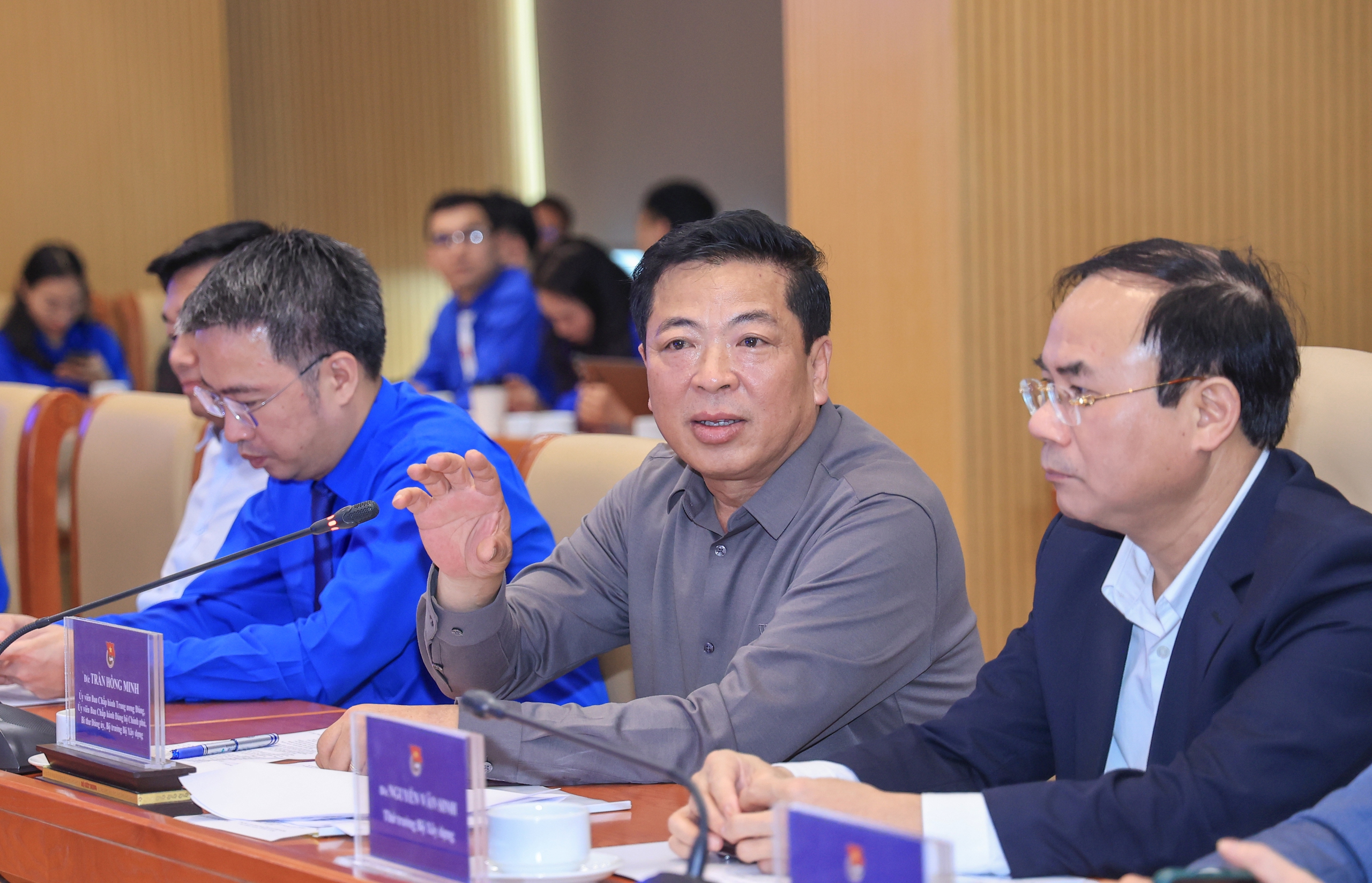 Bộ trưởng Trần Hồng Minh: Tuổi trẻ X&acirc;y dựng giữ vững "t&acirc;m trong, tr&iacute; s&aacute;ng, ho&agrave;i b&atilde;o lớn"- Ảnh 4.