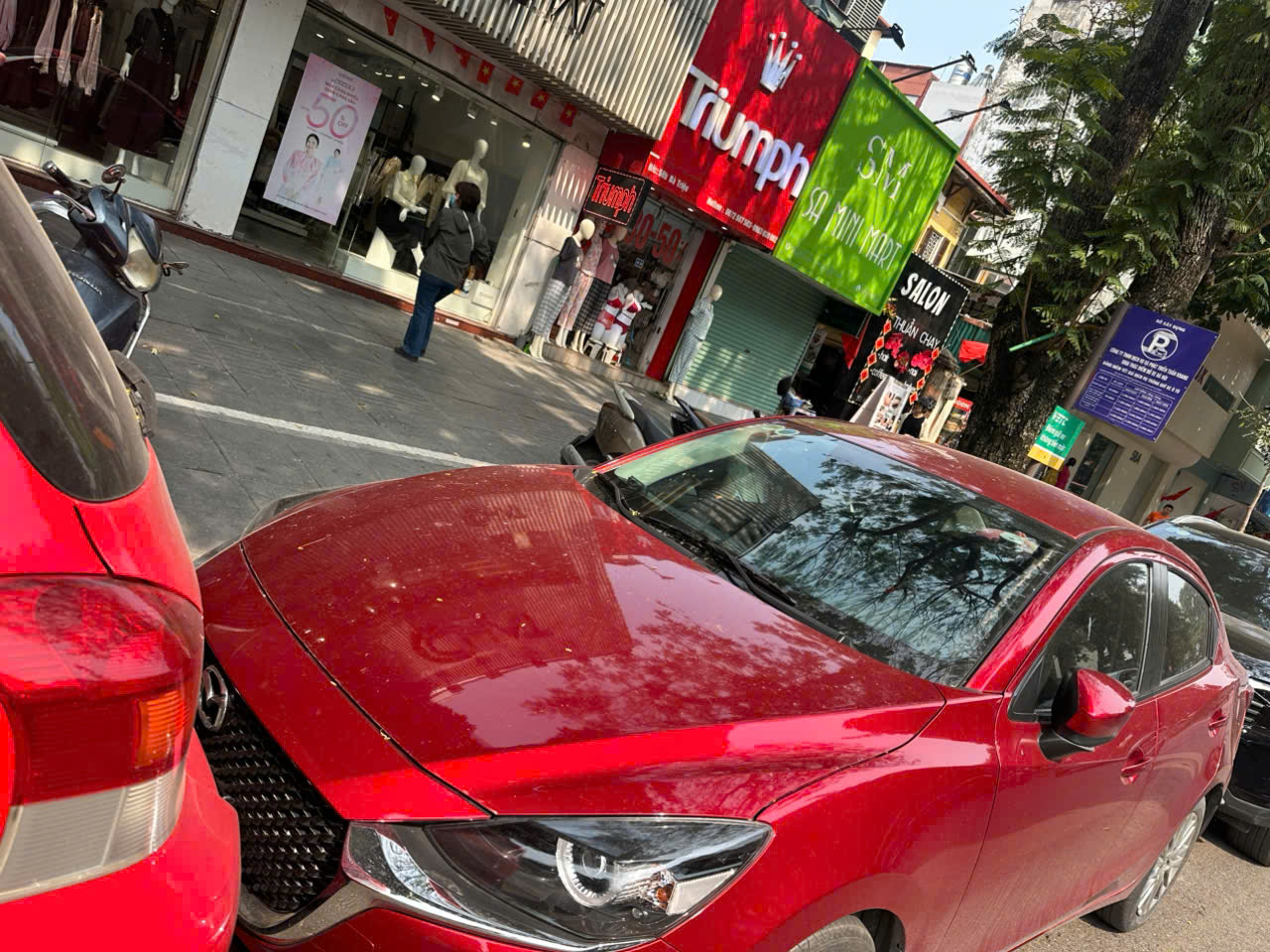 Nhiều điểm tr&ocirc;ng giữ xe ở H&agrave; Nội vạch sơn mờ, thậm ch&iacute; &ldquo;mất dấu&rdquo;- Ảnh 4.