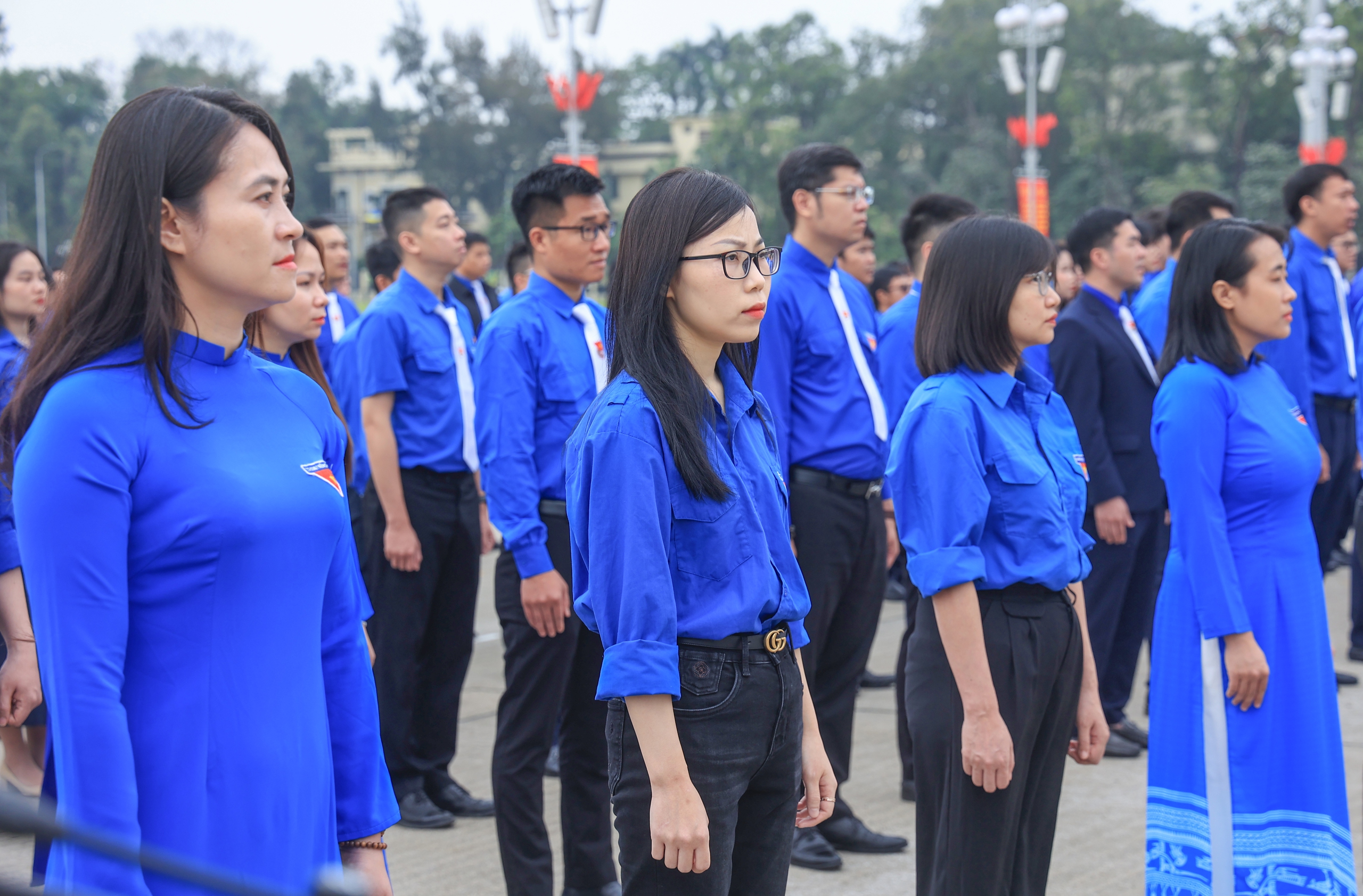 Đảng uỷ Bộ Xây dựng tổ chức kết nạp đảng viên mới tại Lăng Chủ tịch Hồ Chí Minh- Ảnh 19. Đảng uỷ Bộ Xây dựng tổ chức kết nạp đảng viên mới tại Lăng Chủ tịch Hồ Chí Minh- Ảnh 19.