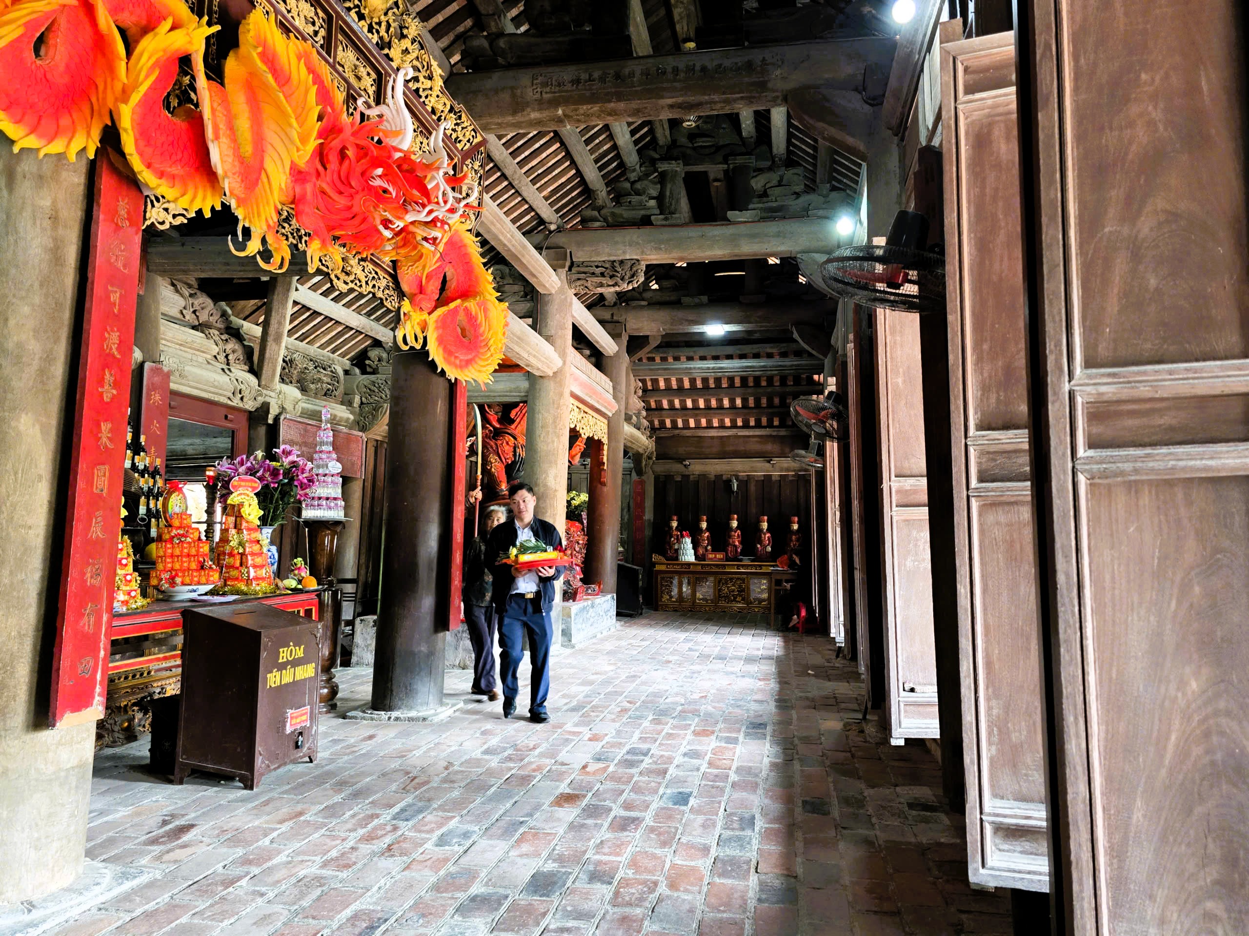 Ch&ugrave;a Keo (Hưng Y&ecirc;n): C&ocirc;ng tr&igrave;nh kiến tr&uacute;c gỗ cổ với kh&ocirc;ng gian &ldquo;ch&ugrave;a - đ&igrave;nh - đền&rdquo; độc đ&aacute;o- Ảnh 11.