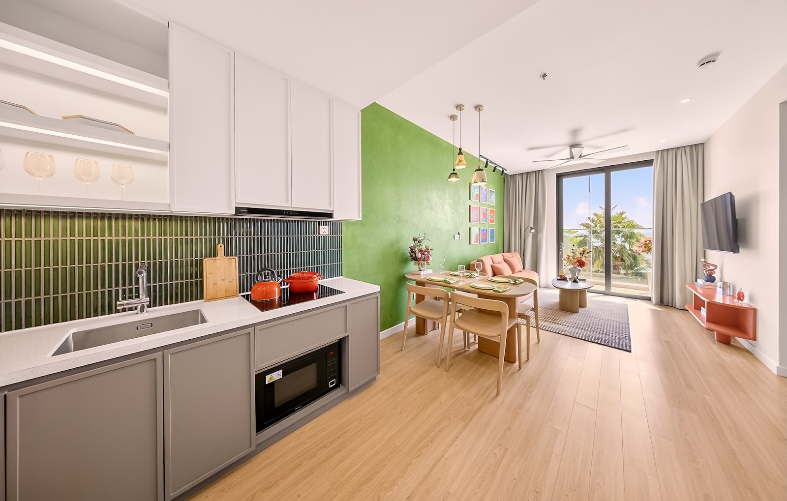 Khám phá nhà mẫu Charmora City: Không gian sống khoáng đạt giữa lòng phố biển Nha Trang- Ảnh 2.