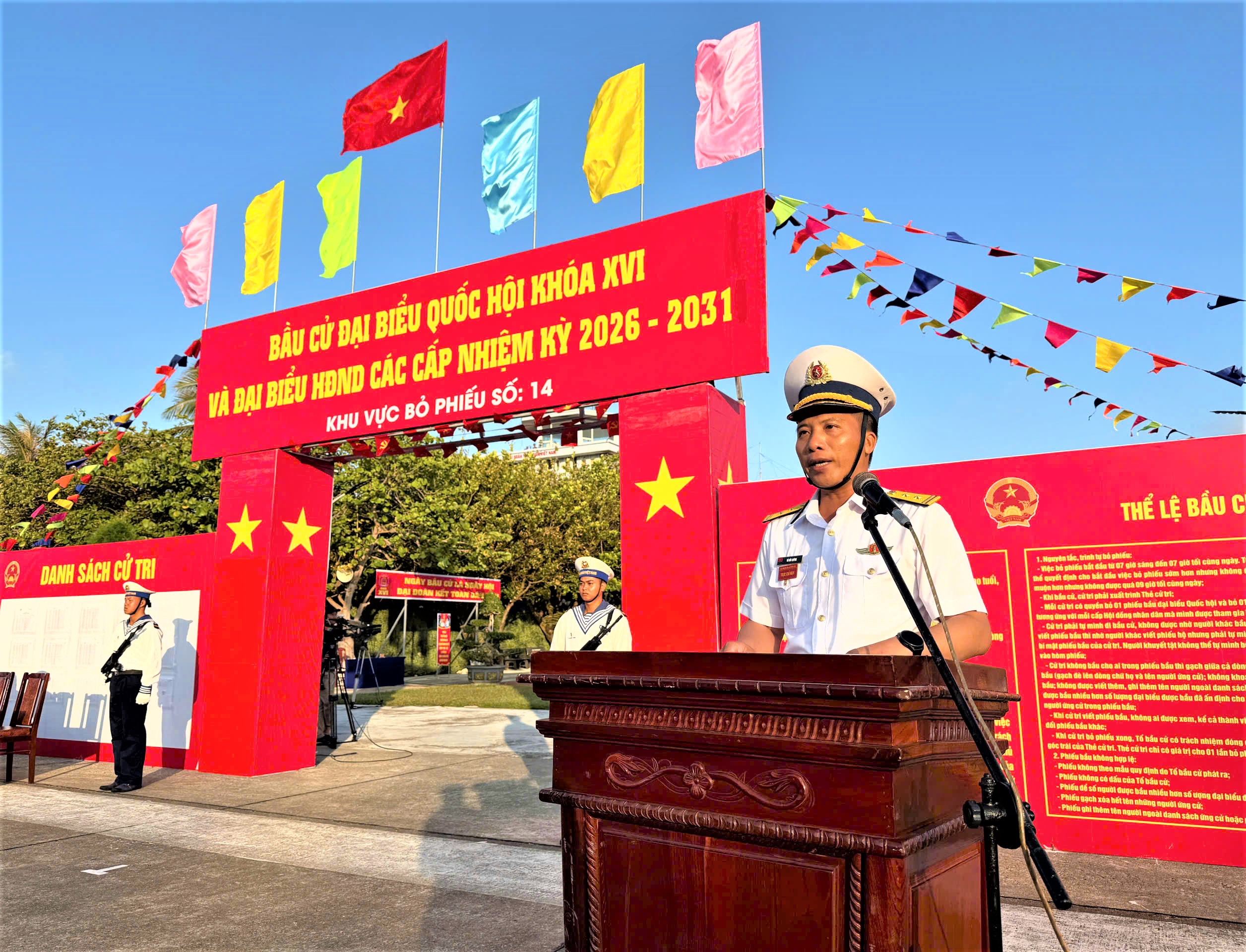 Tưng bừng Ngày hội non sông trên đảo Trường Sa- Ảnh 5. Tưng bừng Ngày hội non sông trên đảo Trường Sa- Ảnh 5.