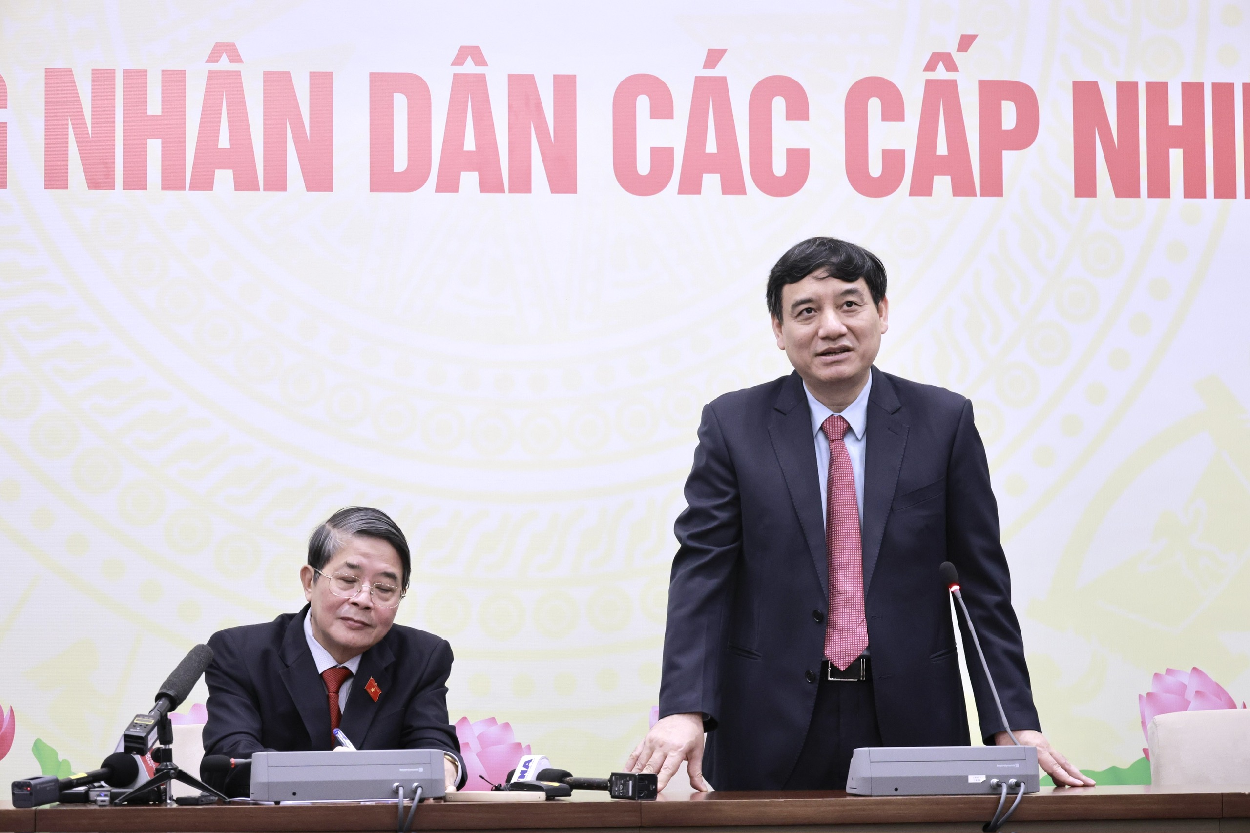 Sẽ cập nhật kết quả và tiến độ bầu cử trên toàn quốc định kỳ 2 tiếng/lần- Ảnh 5. Sẽ cập nhật kết quả và tiến độ bầu cử trên toàn quốc định kỳ 2 tiếng/lần- Ảnh 5.