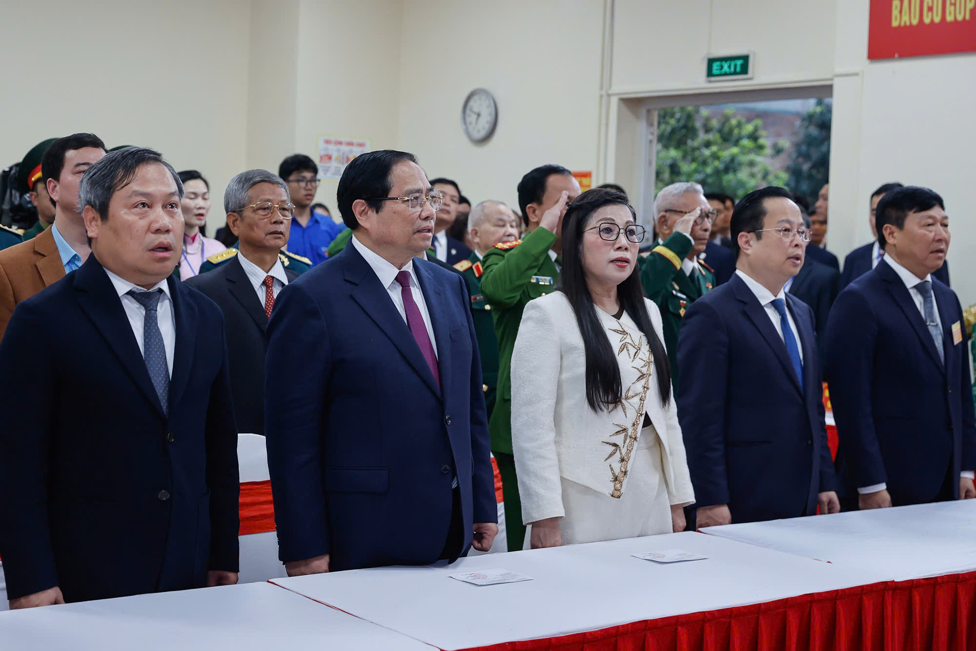 Chùm ảnh: Các đồng chí lãnh đạo Đảng, Nhà nước thực hiện quyền cử tri- Ảnh 11. Chùm ảnh: Các đồng chí lãnh đạo Đảng, Nhà nước thực hiện quyền cử tri- Ảnh 11.