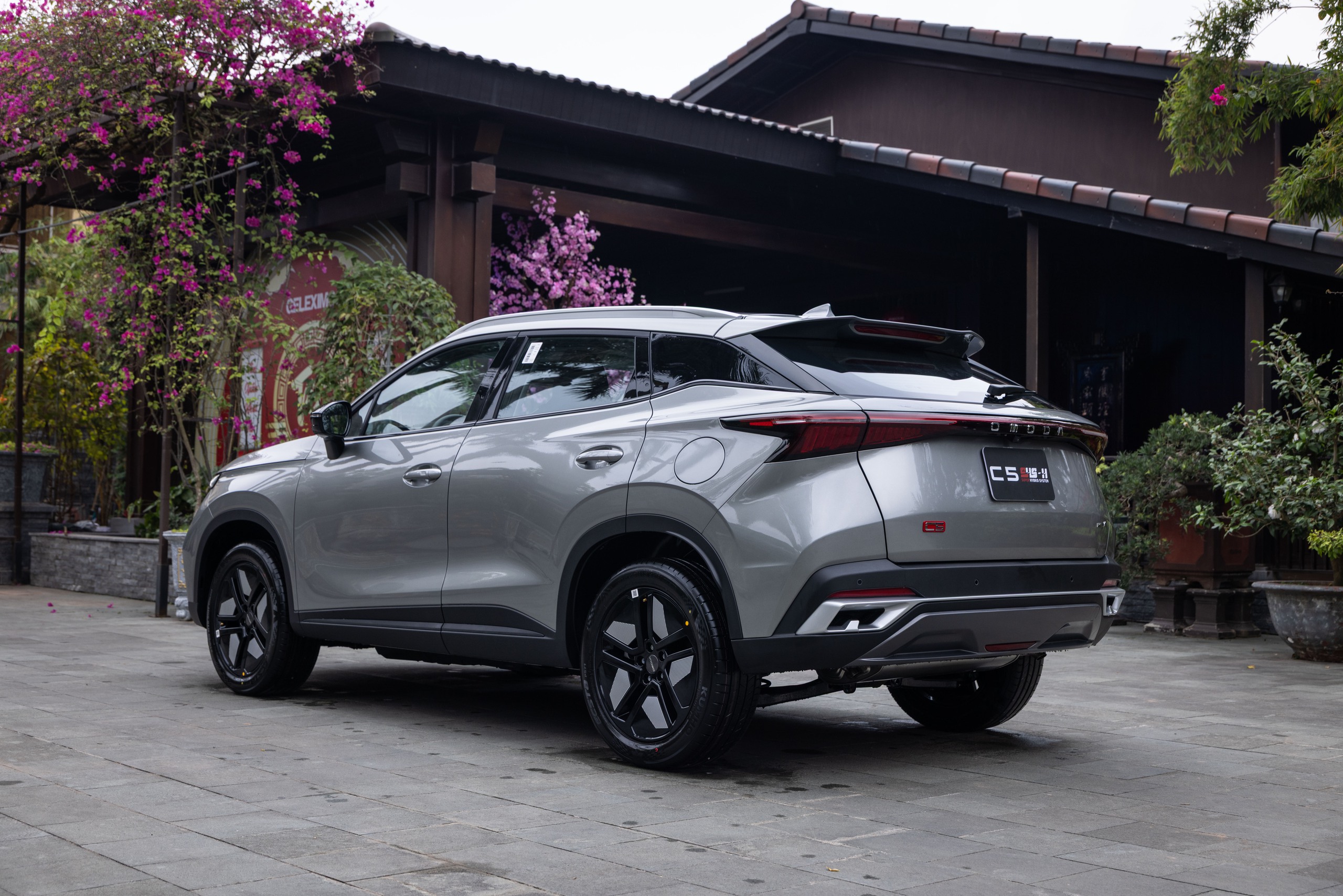 Omoda C5 hybrid ra mắt Việt Nam ngay trong tháng này- Ảnh 2. Omoda C5 hybrid ra mắt Việt Nam ngay trong tháng này- Ảnh 2.