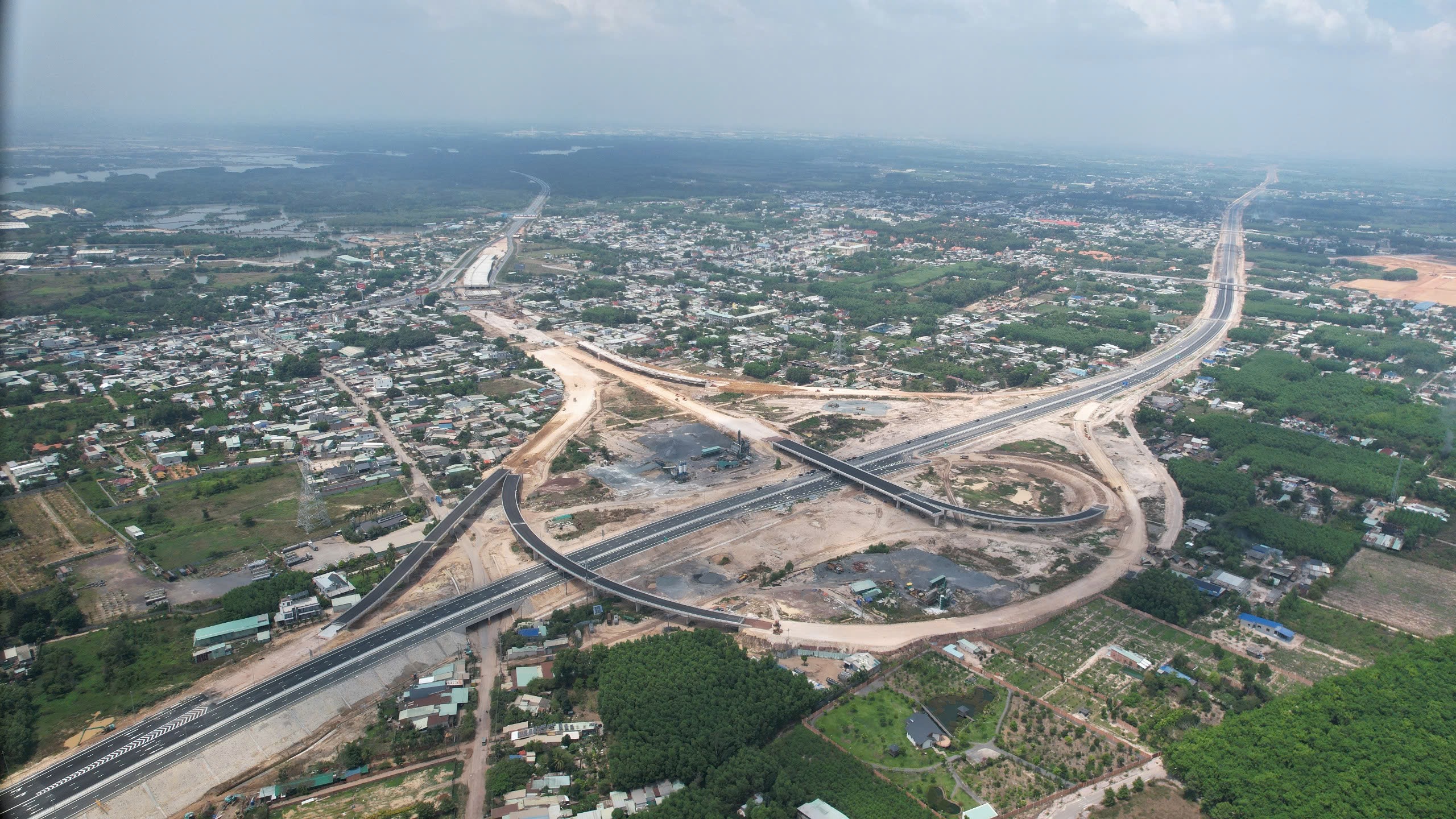 Đề xuất thông xe hai đoạn cao tốc Biên Hòa - Vũng Tàu cuối tháng 3- Ảnh 3. Đề xuất thông xe hai đoạn cao tốc Biên Hòa - Vũng Tàu cuối tháng 3- Ảnh 3.