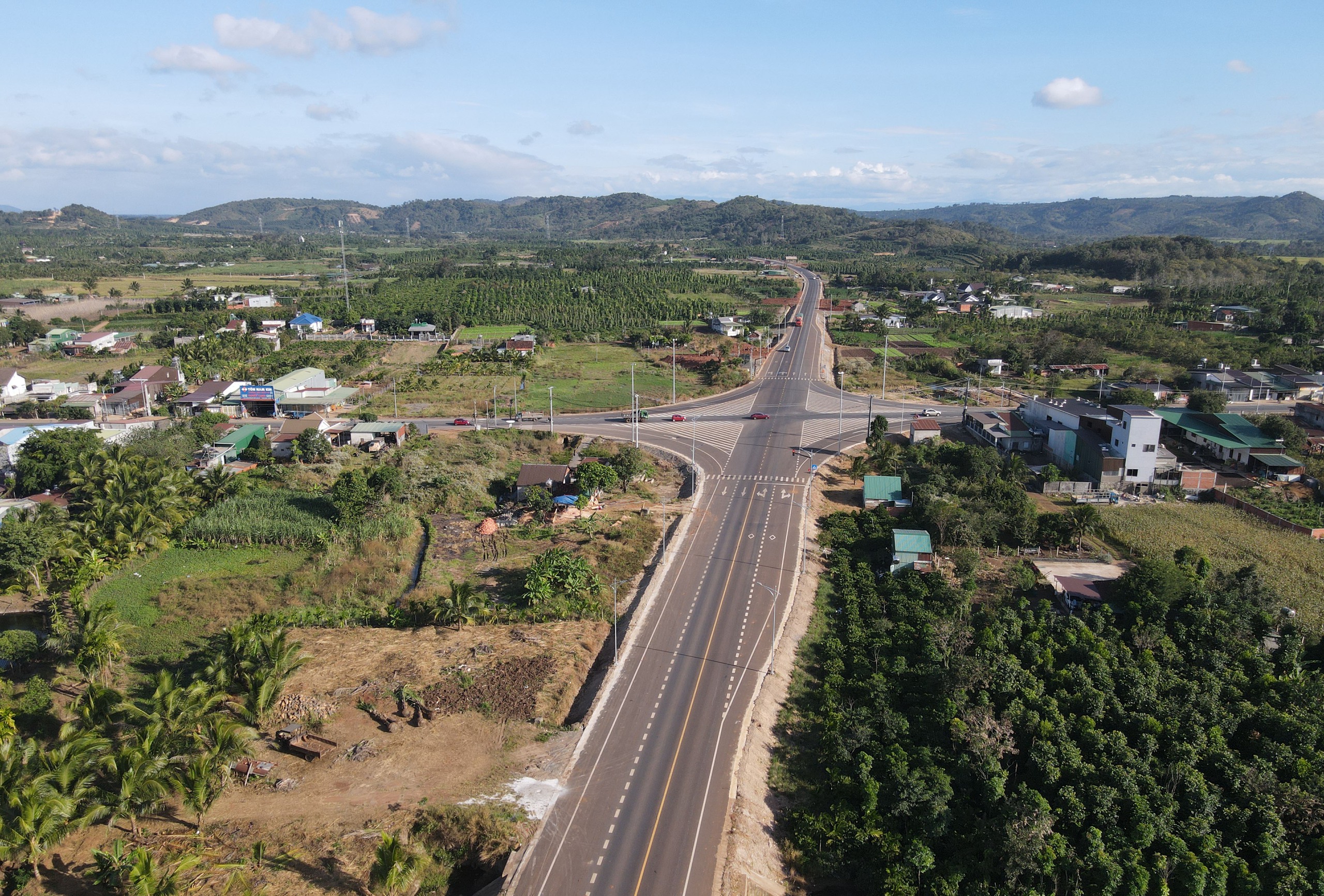 Đắk Lắk x&acirc;y dựng phương &aacute;n ph&acirc;n luồng khi đường tr&aacute;nh Đ&ocirc;ng Bu&ocirc;n Ma Thuột đưa v&agrave;o khai th&aacute;c- Ảnh 1.
