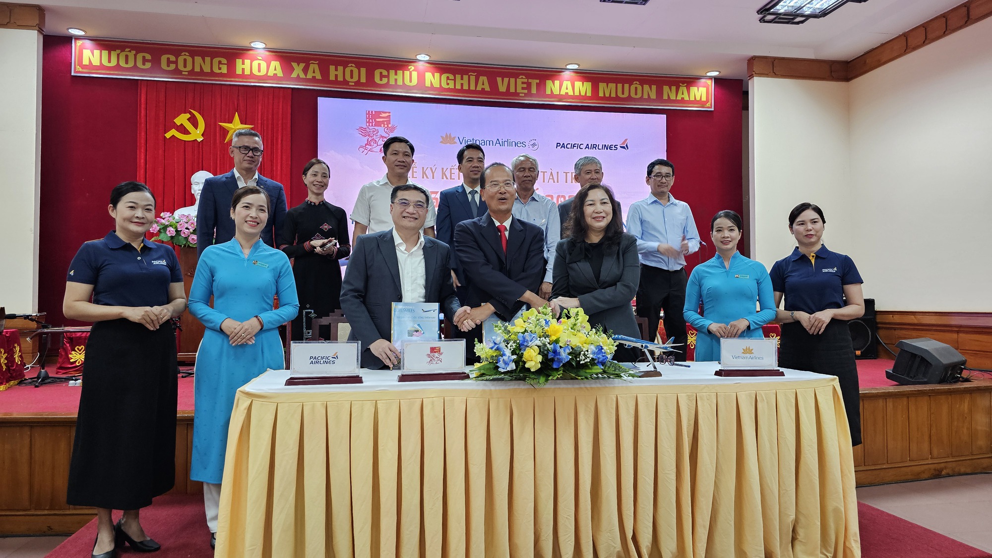 Vietnam Airlines v&agrave; Pacific Airlines đồng h&agrave;nh c&ugrave;ng Festival Huế 2026- Ảnh 1.