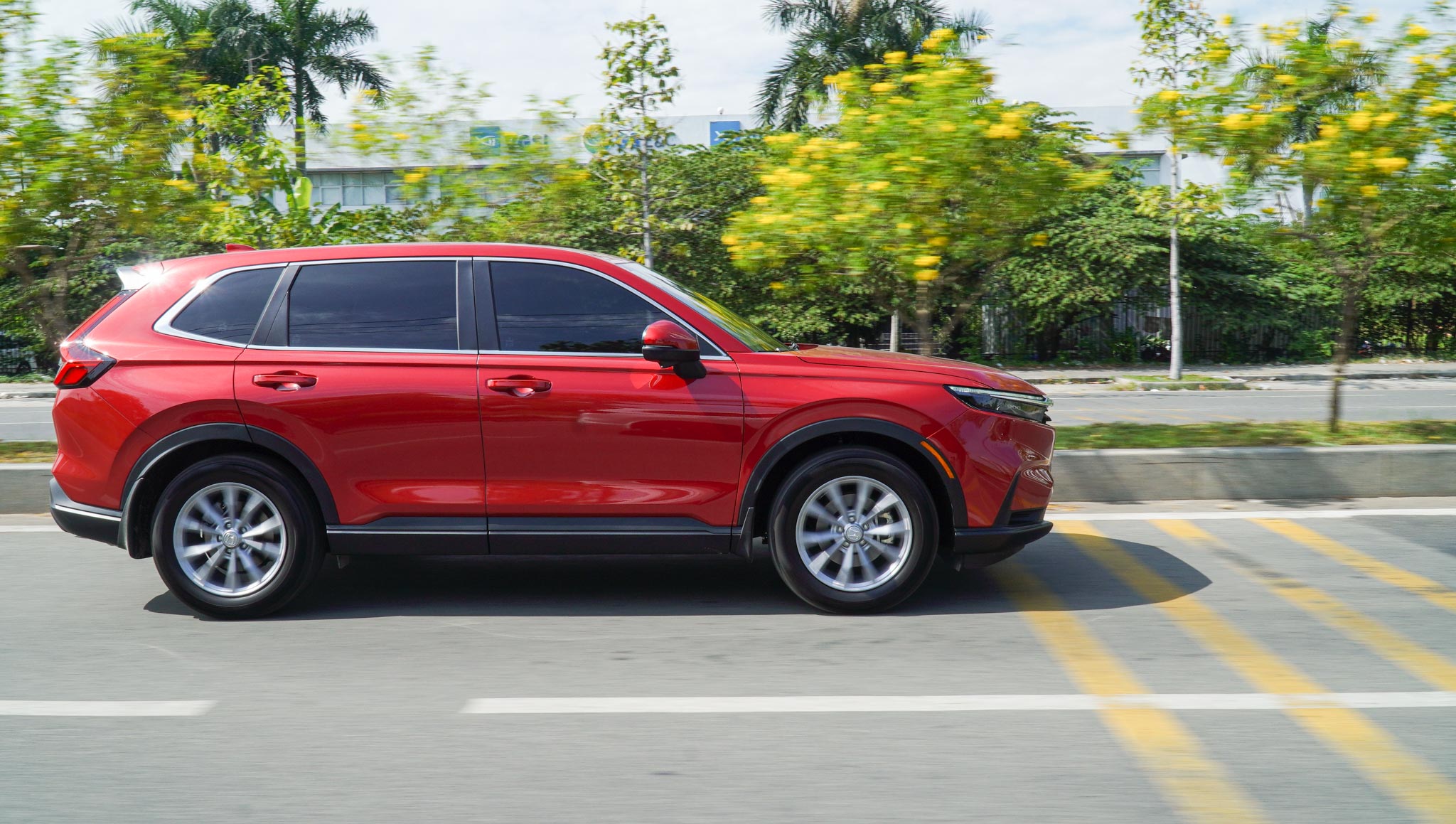 Honda CR-V mới ra mắt, giá từ 1,039 tỷ đồng- Ảnh 2.