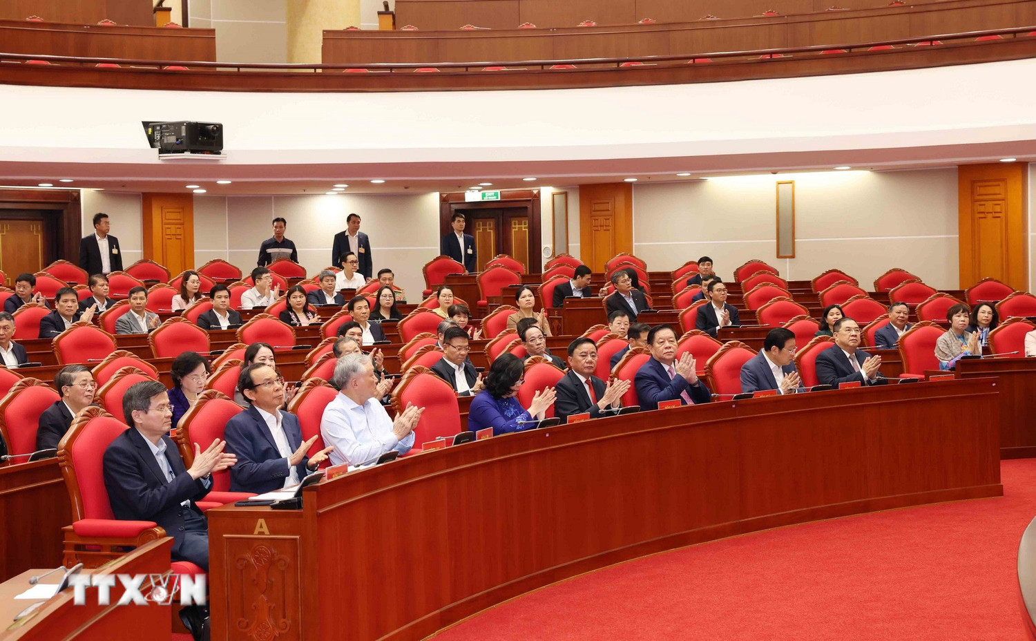 Th&agrave;nh c&ocirc;ng của Đại hội XIV l&agrave; sự tổng h&ograve;a giữa &yacute; Đảng v&agrave; l&ograve;ng d&acirc;n- Ảnh 3.