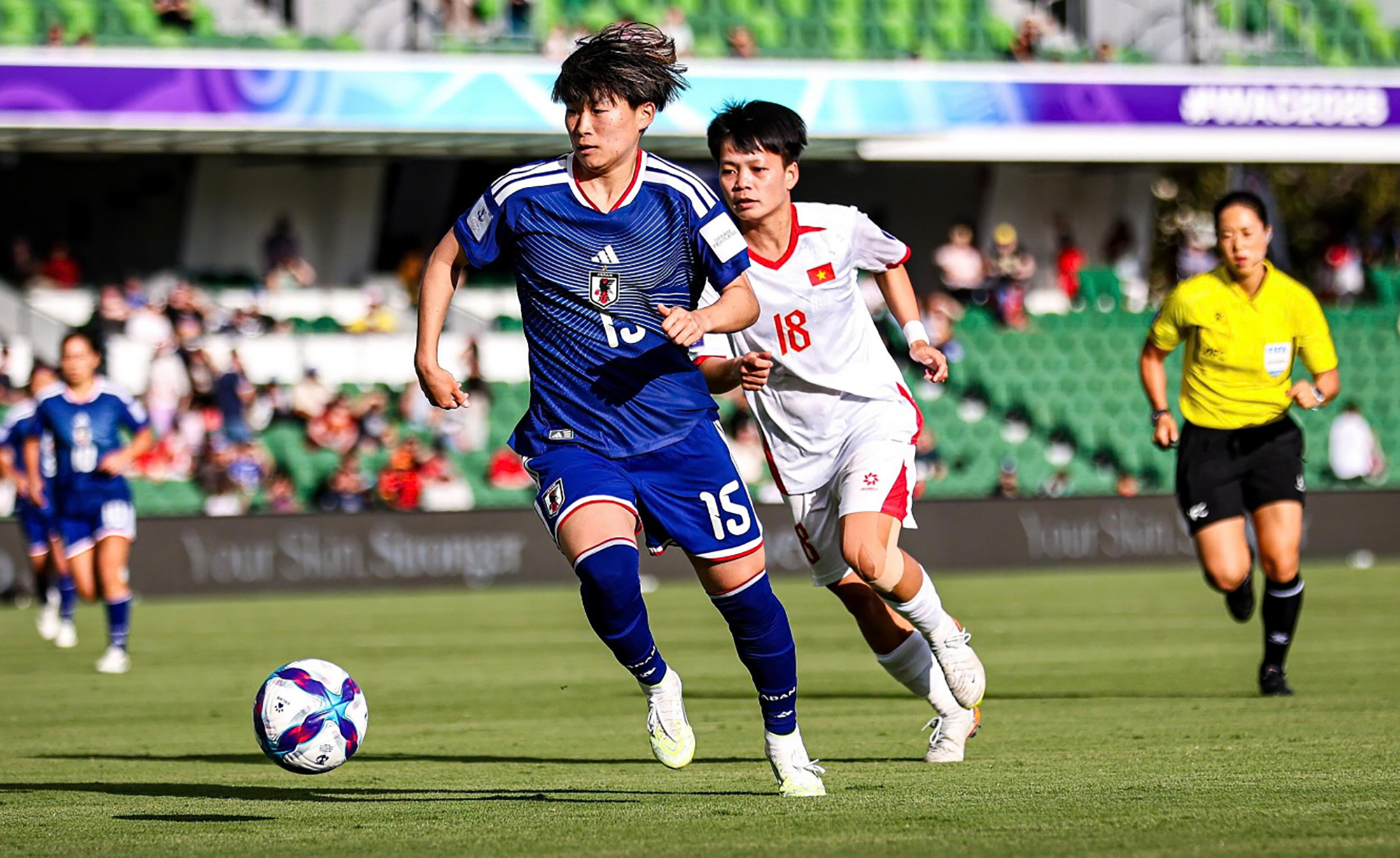 Nh&igrave;n lại thất bại của tuyển nữ Việt Nam- Ảnh 1.