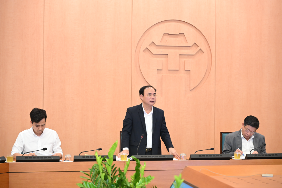 Thứ trưởng Nguyễn Văn Sinh kiểm tra tiến độ 6 dự án nhà ở xã hội tại Hà Nội- Ảnh 1.