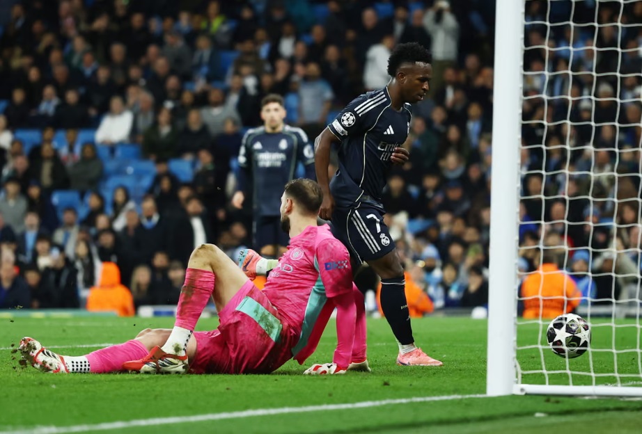 Đ&aacute;nh bại Man City, Real Madrid hi&ecirc;n ngang v&agrave;o tứ kết Champions League- Ảnh 2.