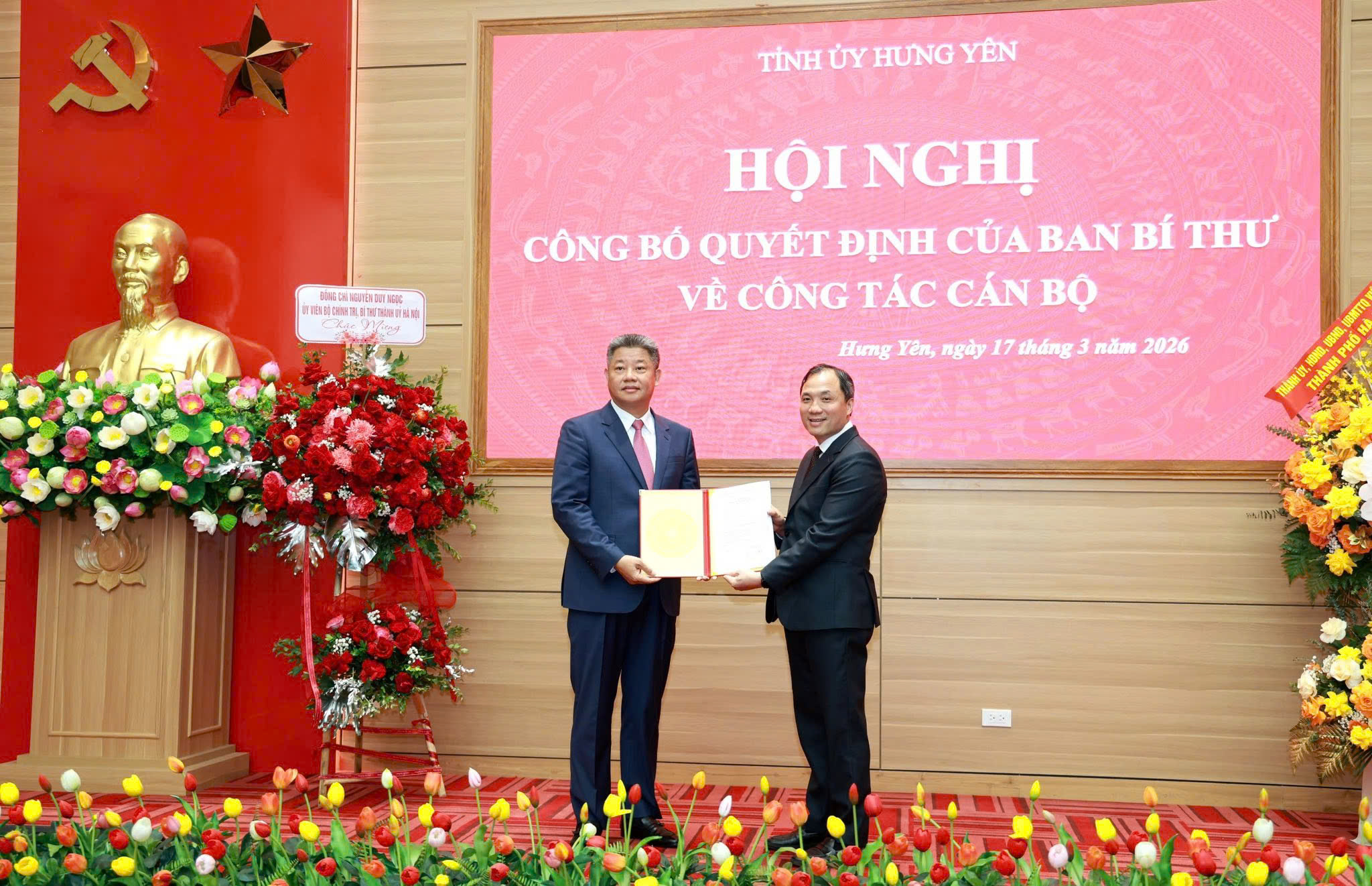 &Ocirc;ng Nguyễn Mạnh Quyền giữ chức Ph&oacute; b&iacute; thư Tỉnh ủy Hưng Y&ecirc;n- Ảnh 1.