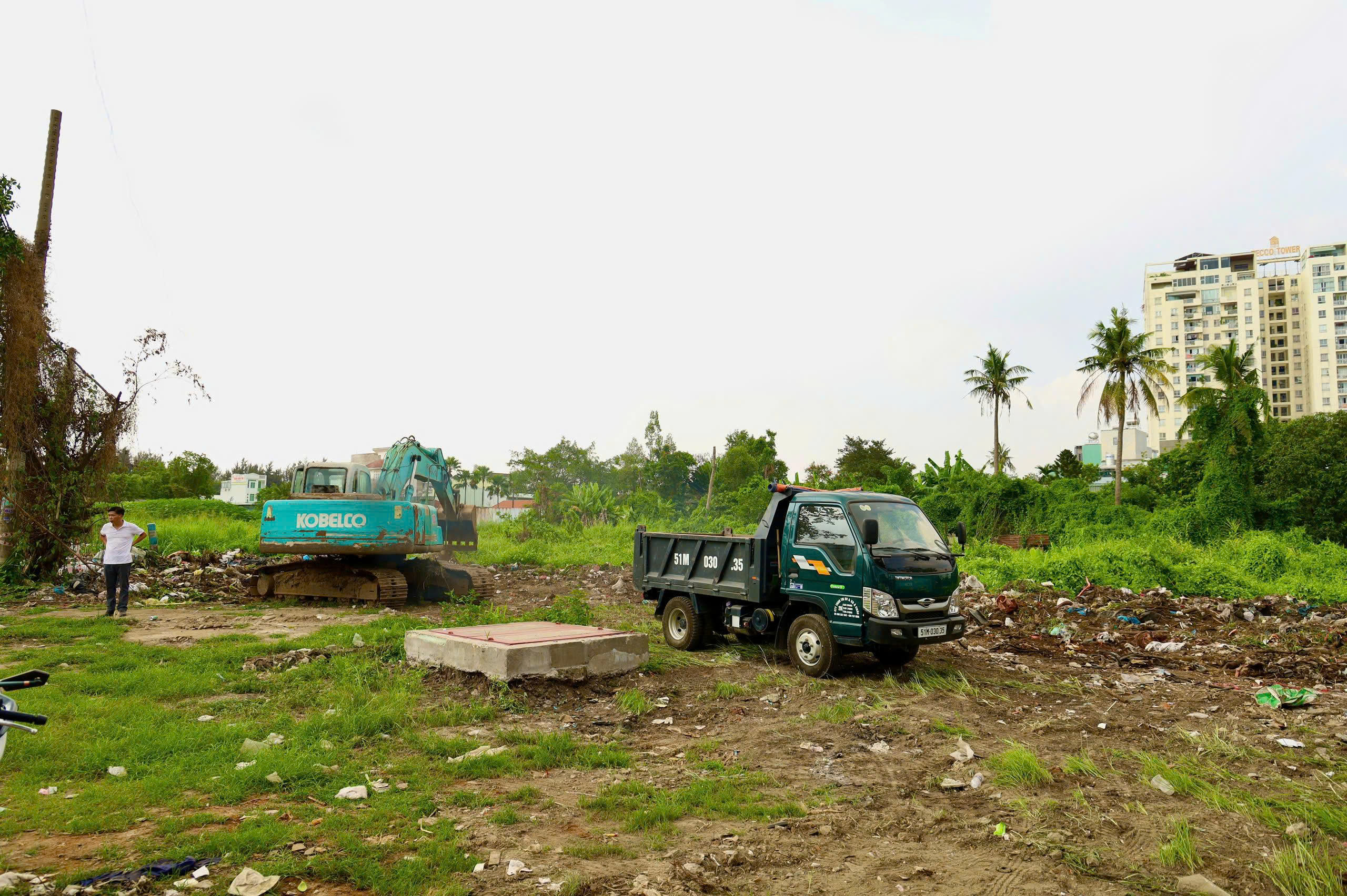 TP.HCM: Tăng tốc giải phóng mặt bằng, nỗ lực khép kín Vành đai 2- Ảnh 3. TP.HCM: Tăng tốc giải phóng mặt bằng, nỗ lực khép kín Vành đai 2- Ảnh 3.