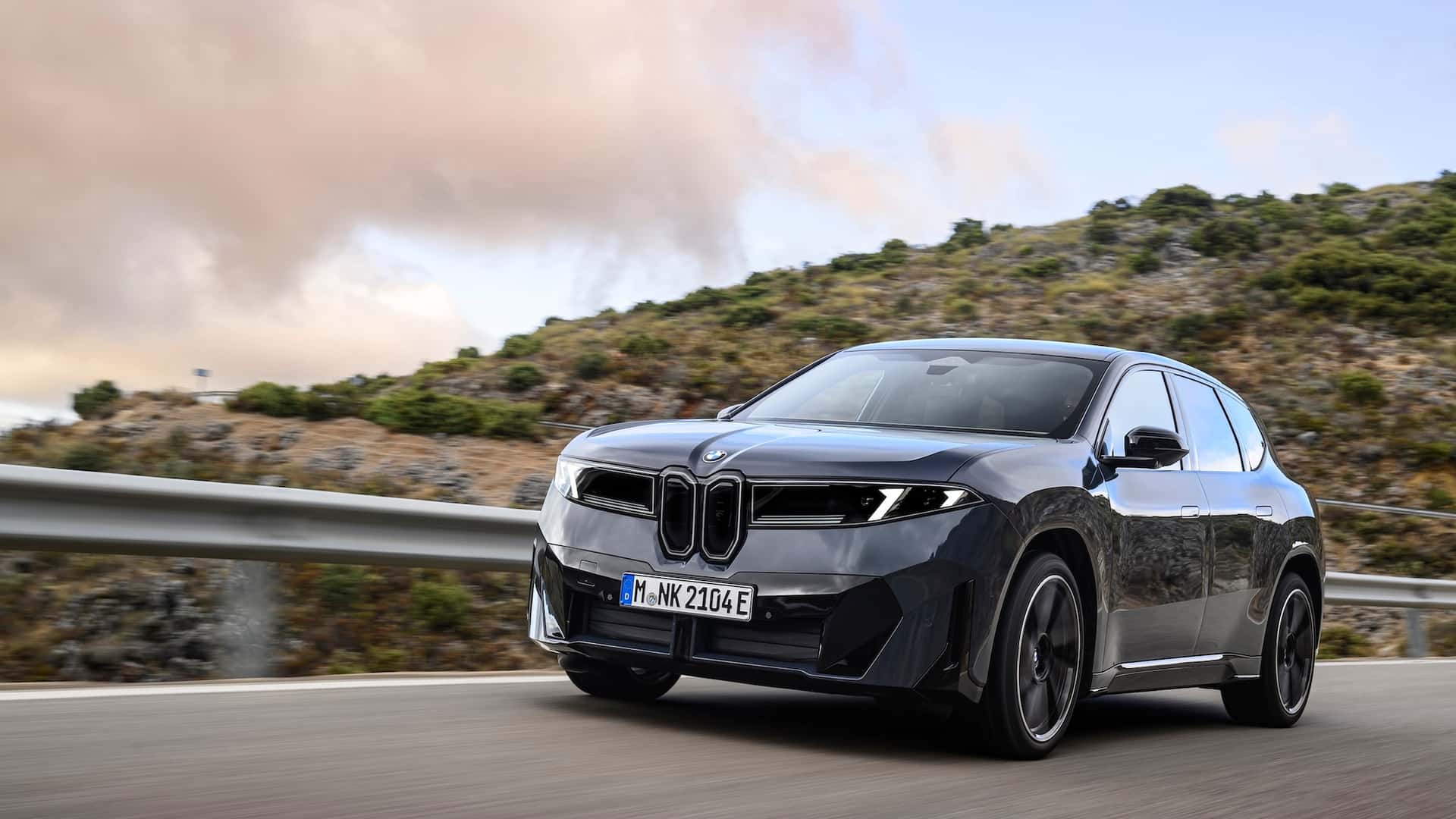 BMW muốn doanh số xe điện ngang xe xăng- Ảnh 2.